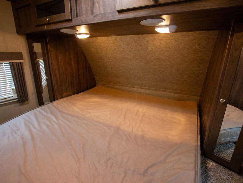 2016 Dutchmen RV Aerolite 242BHSL - Image 24