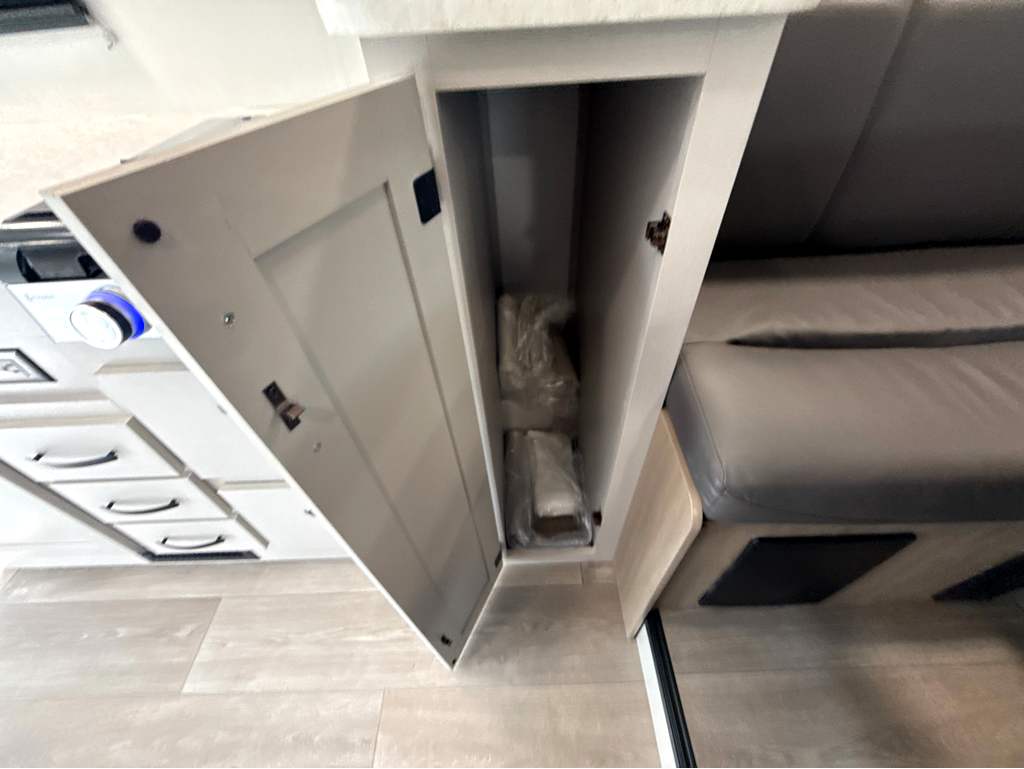 2027 JAYCO REDHAWK SE 20LF - Image 22