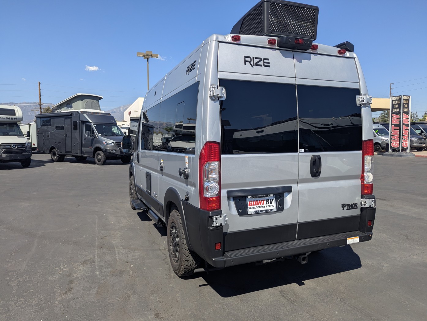 2027 Thor Motor Coach Rize 18Z - Image 5