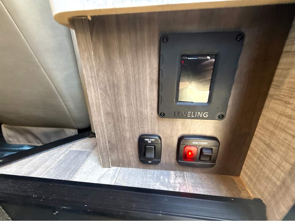 2025 ENTEGRA COACH ESTEEM 31F - Image 33