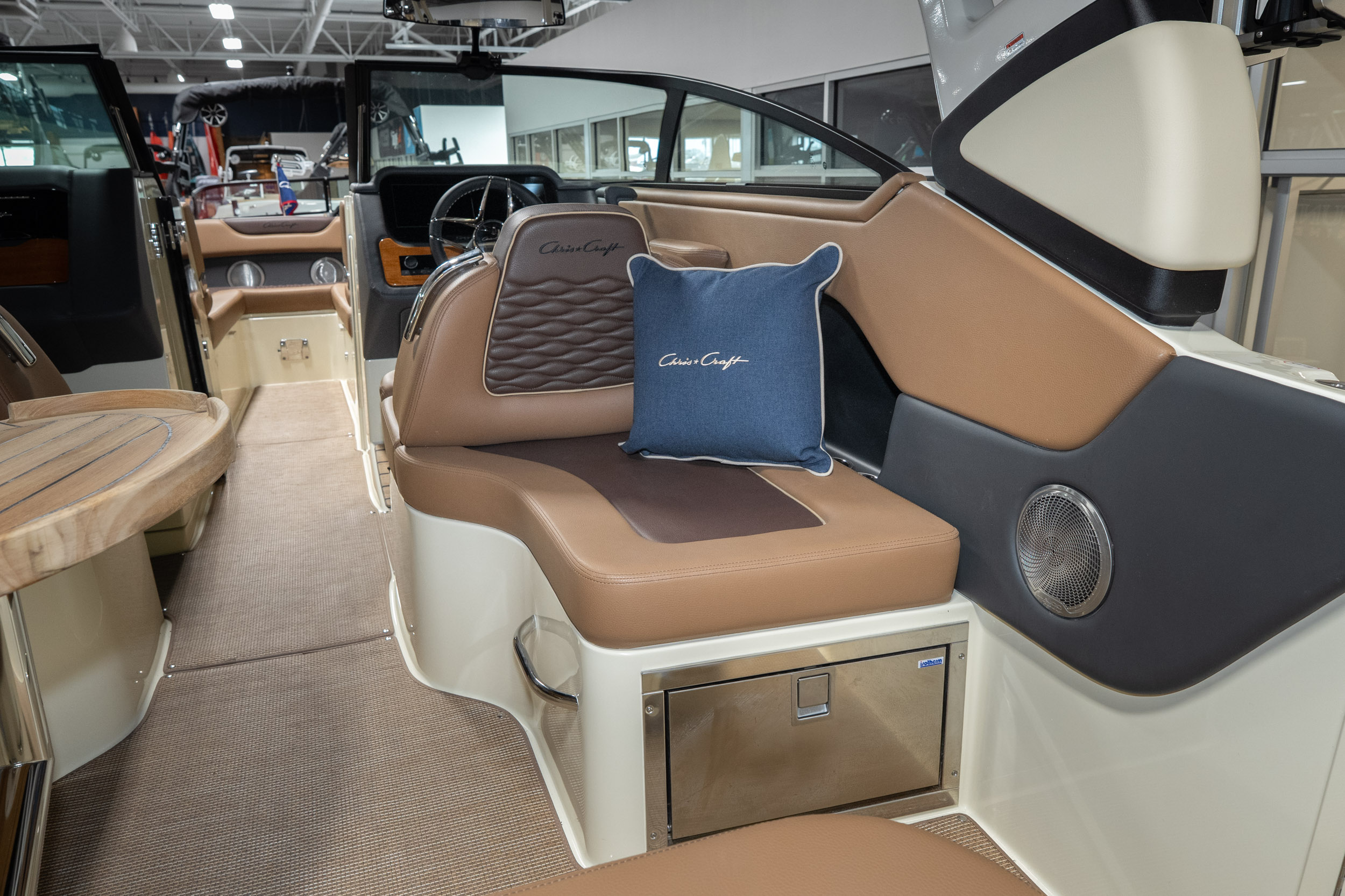 2026 Chris Craft Sportster 28 - Image 17