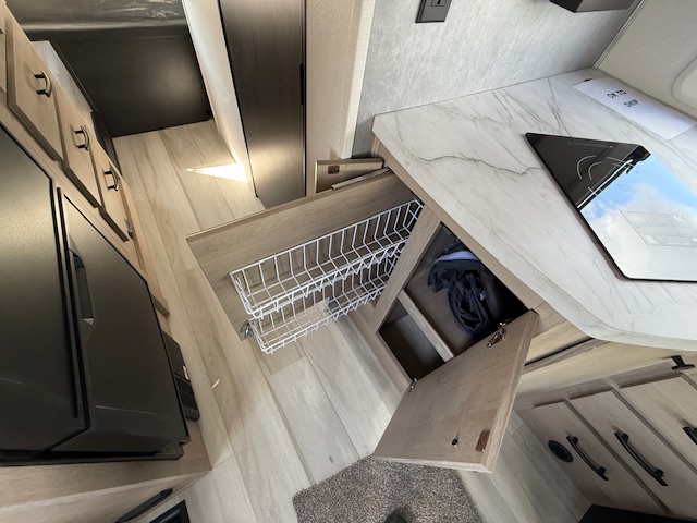 2026 SUNSEEKER 2380 AFT - Image 18