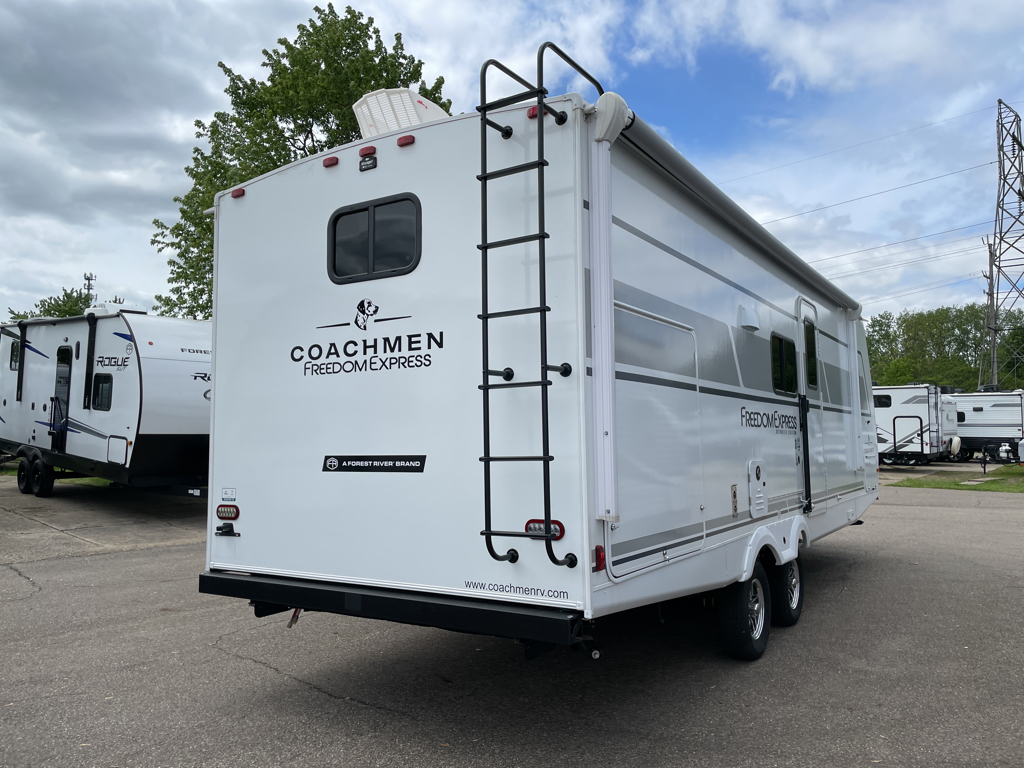 2025 Coachmen Freedom Express Ultra Lite 252RBS - Image 3
