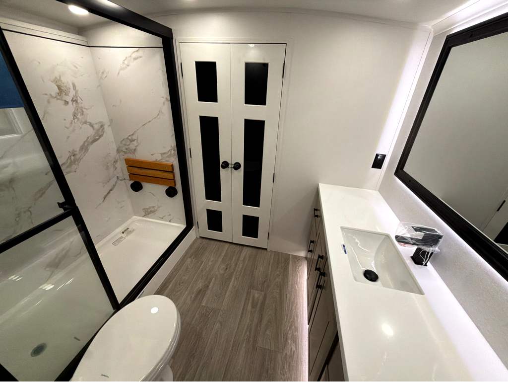2027 JAYCO PINNACLE 39FBRL - Image 18