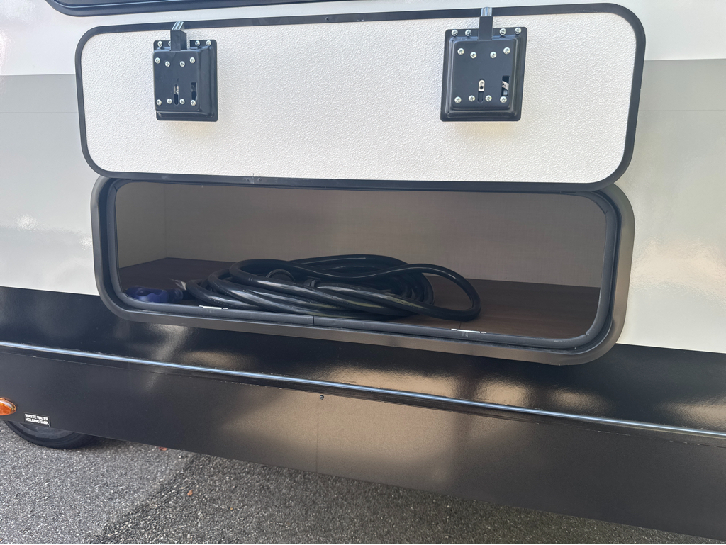 2027 VENTURE RV STRATUS 282VFD - Image 12