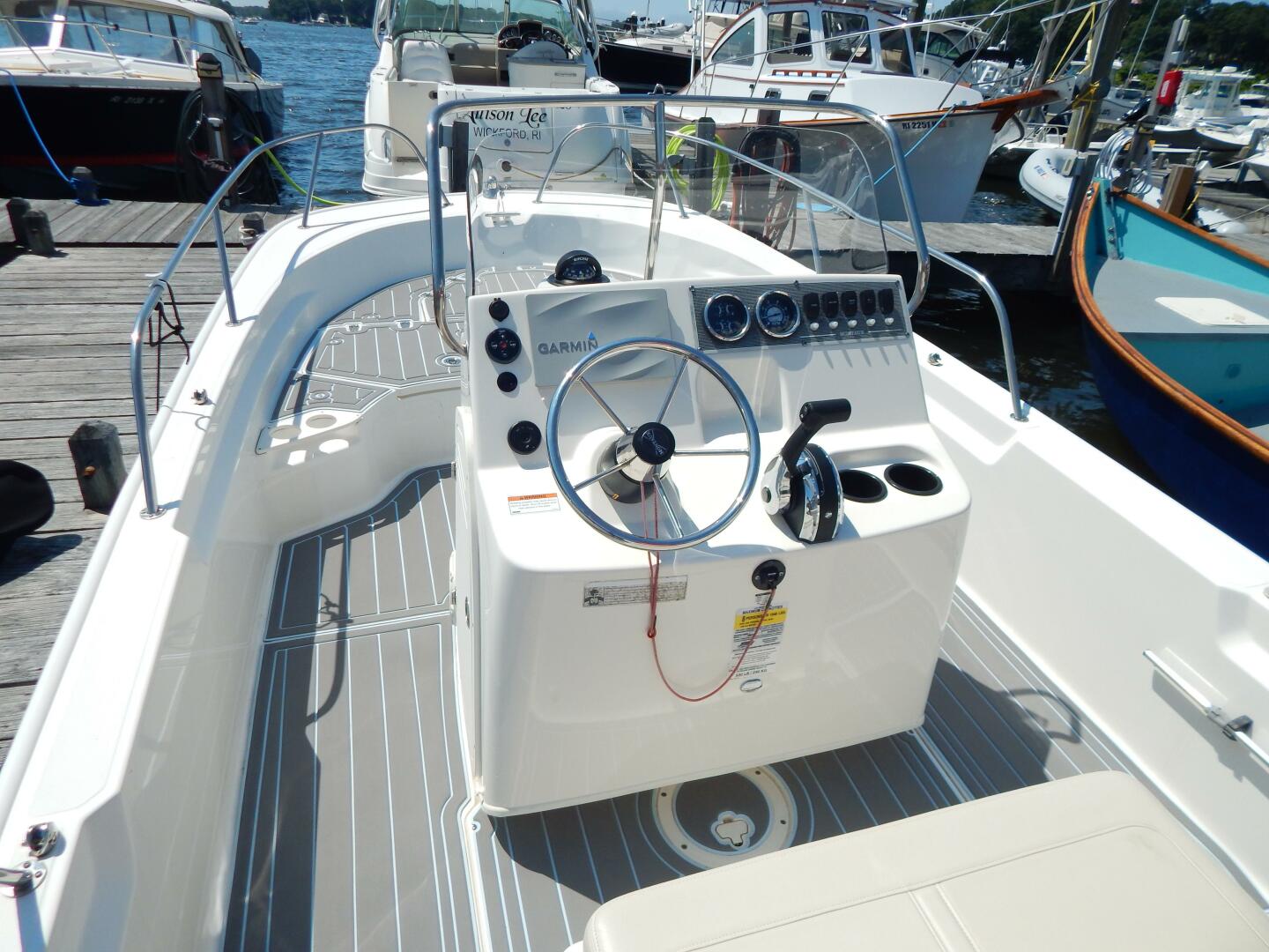 2020 Boston Whaler 190 Montauk Base - Image 11