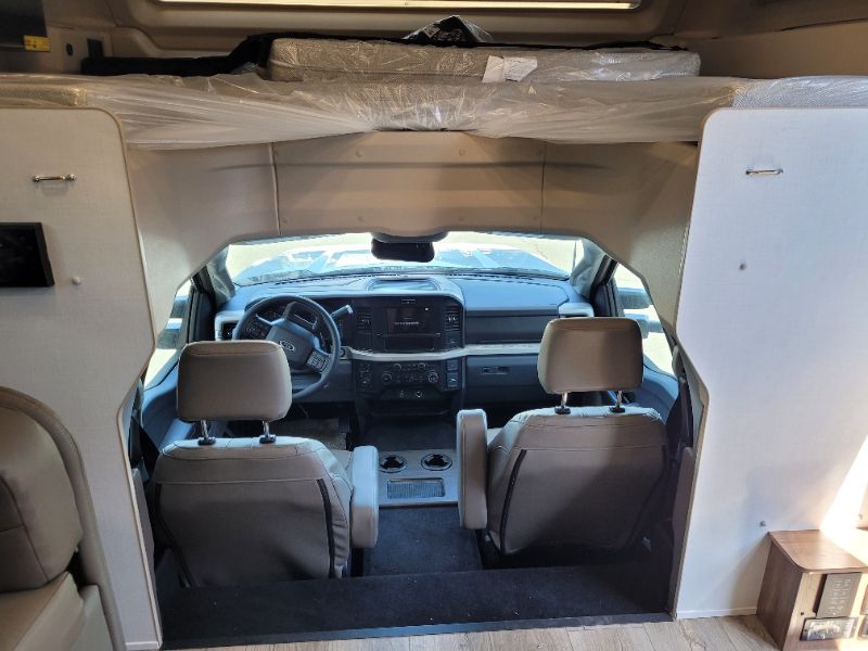 2026 Entegra Coach Esteem XL 32U - Image 6