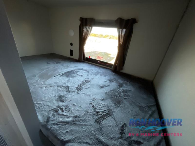 2026 COACHMEN 333DORM - Image 31