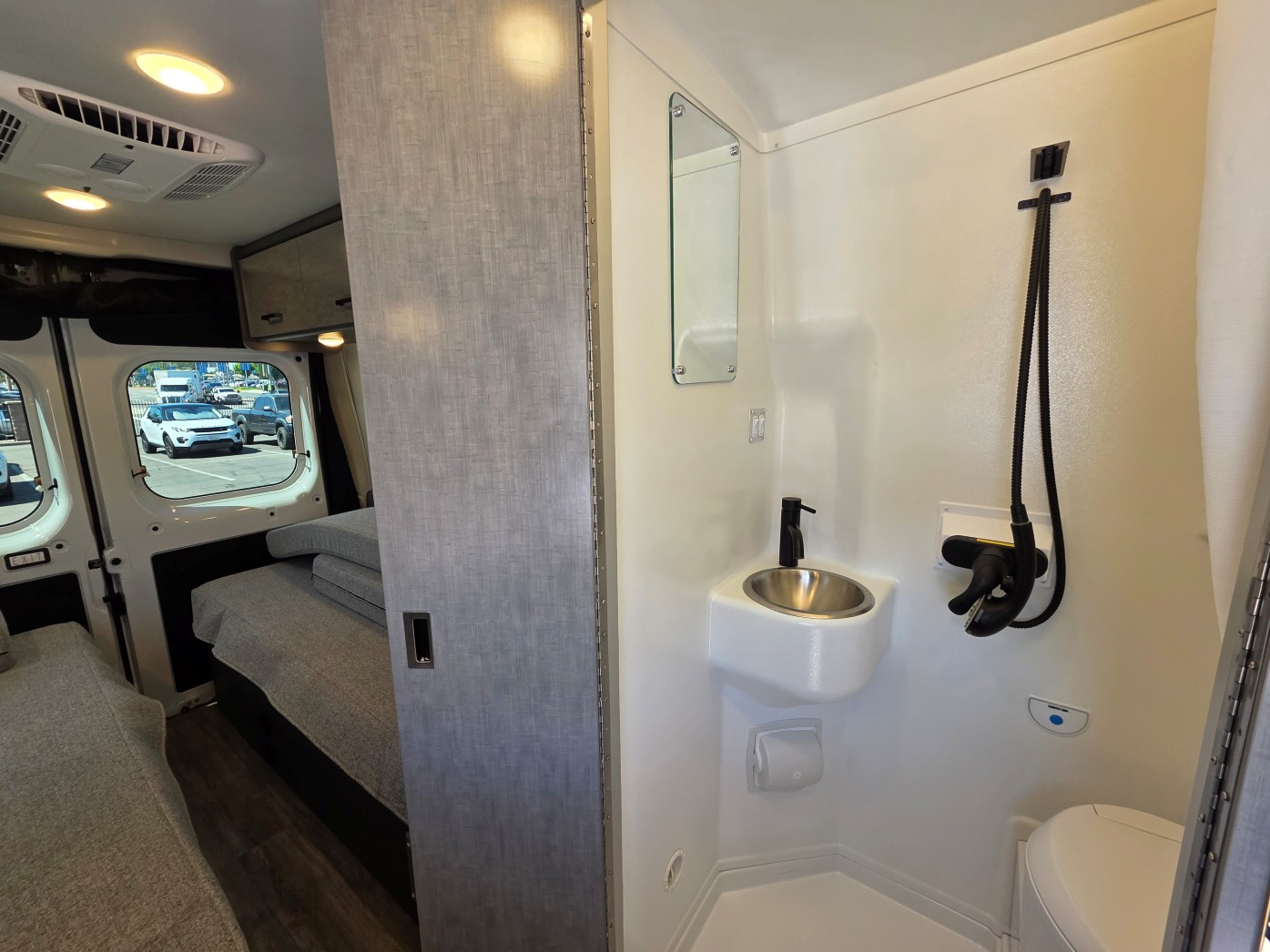 2026 Thor Motor Coach Tellaro Sport 20U - ATH Edition - Image 20