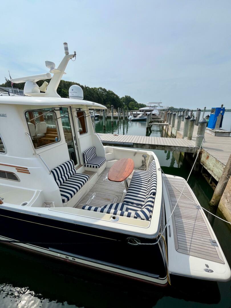 2010 Sabre 40 Sedan - Image 10