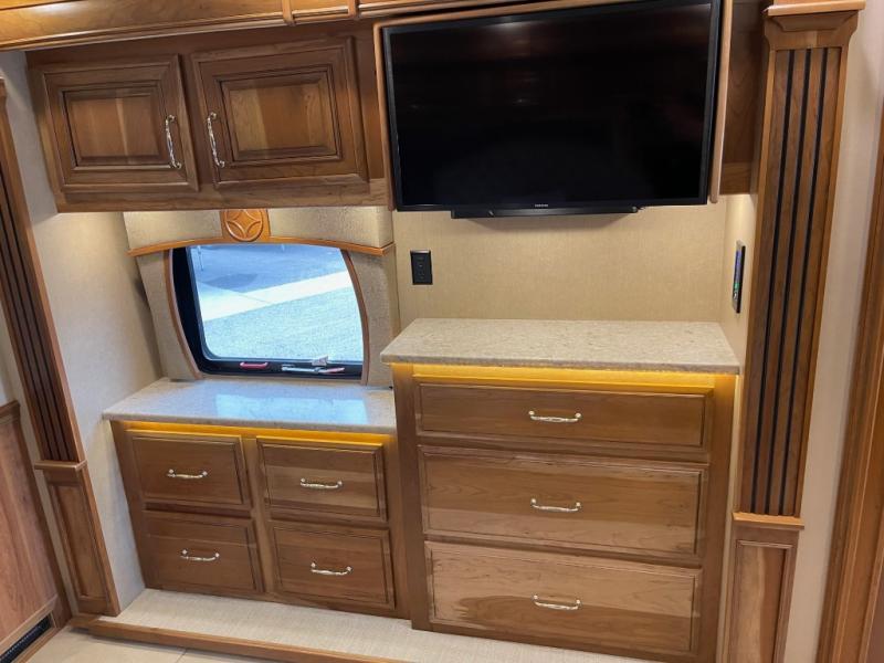 2019 Entegra Coach Cornerstone 45W - Image 22