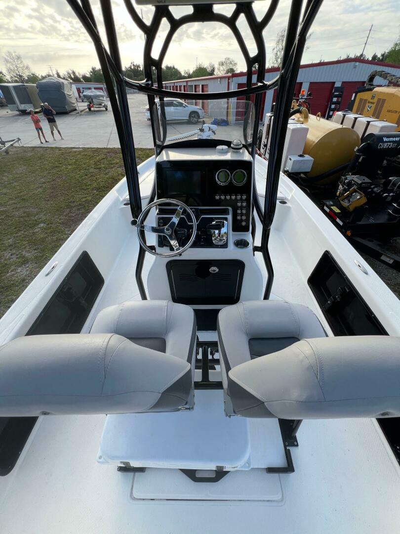 2016 Blue Wave 2400 Pure Bay - Image 10