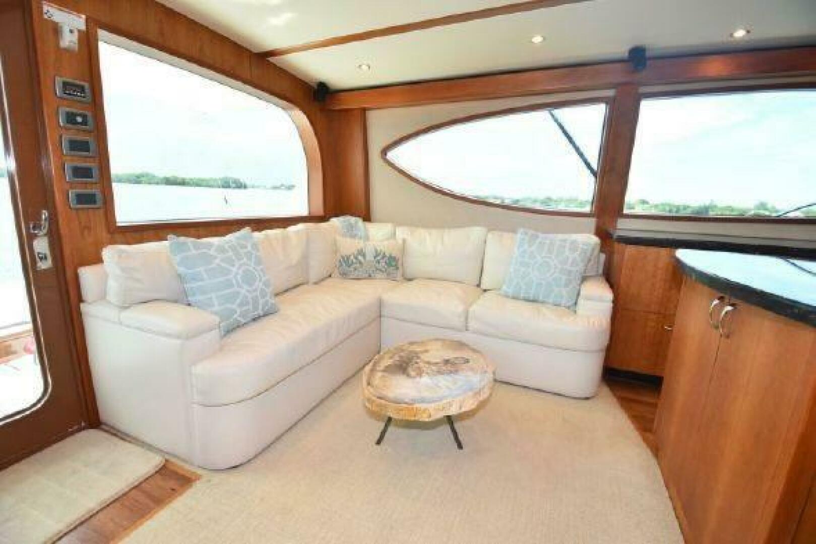 2013 Hatteras GT54 Base - Image 18