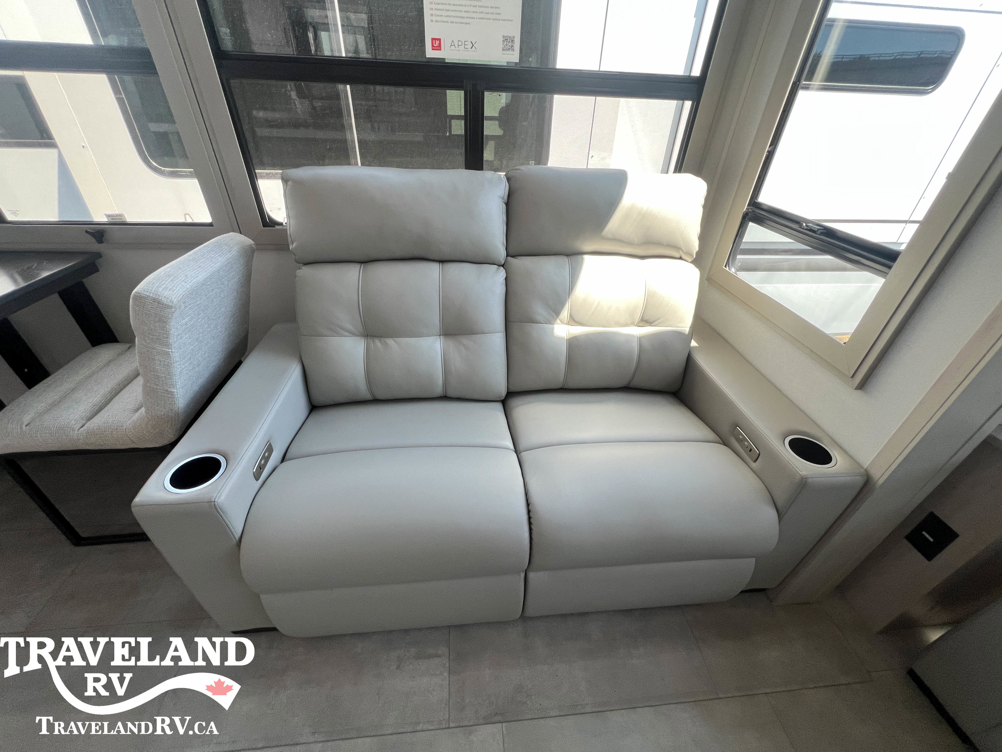 2025 Grand Design Solitude 310GK - Image 17