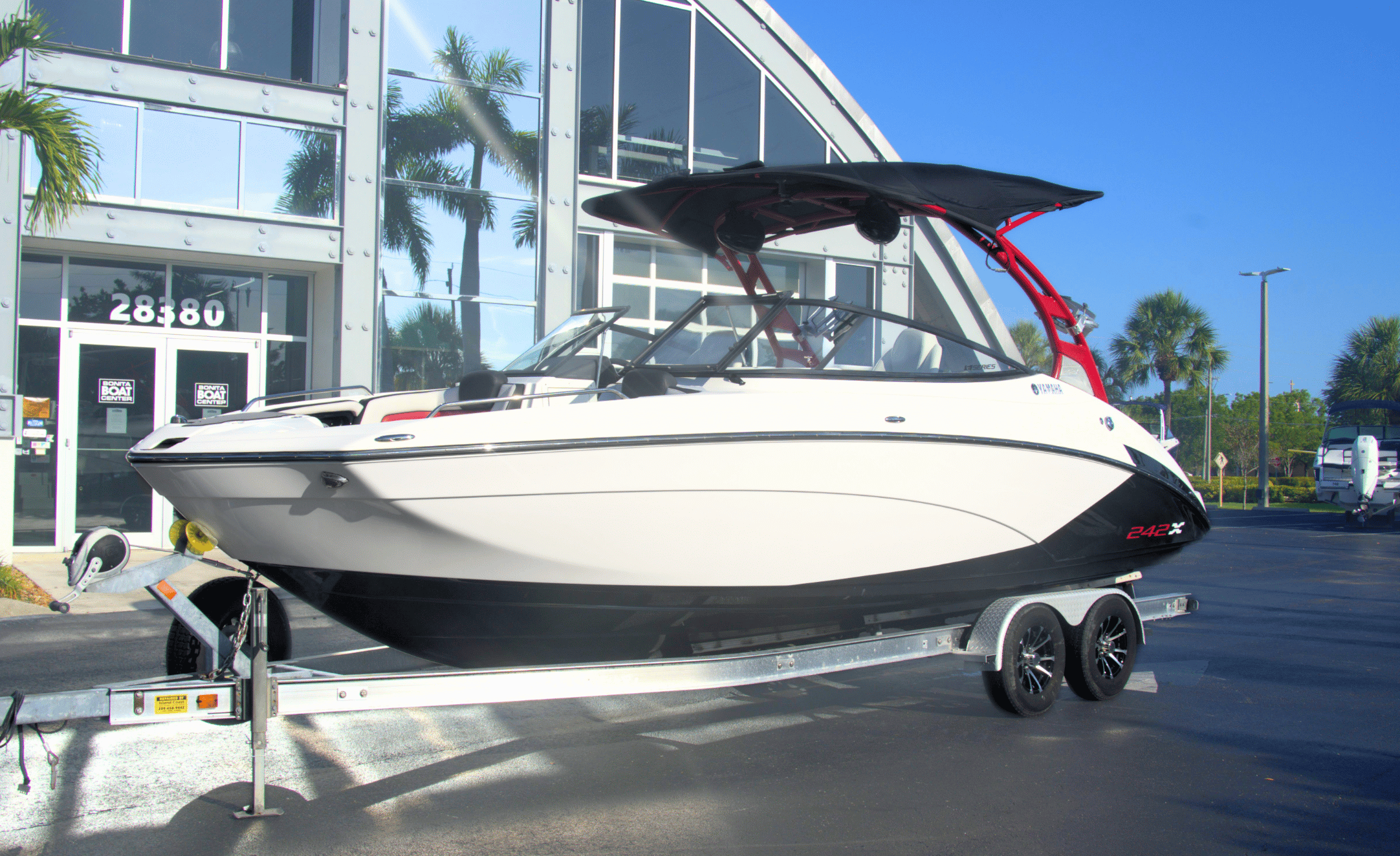 2018 YAMAHA 242X - Image 2