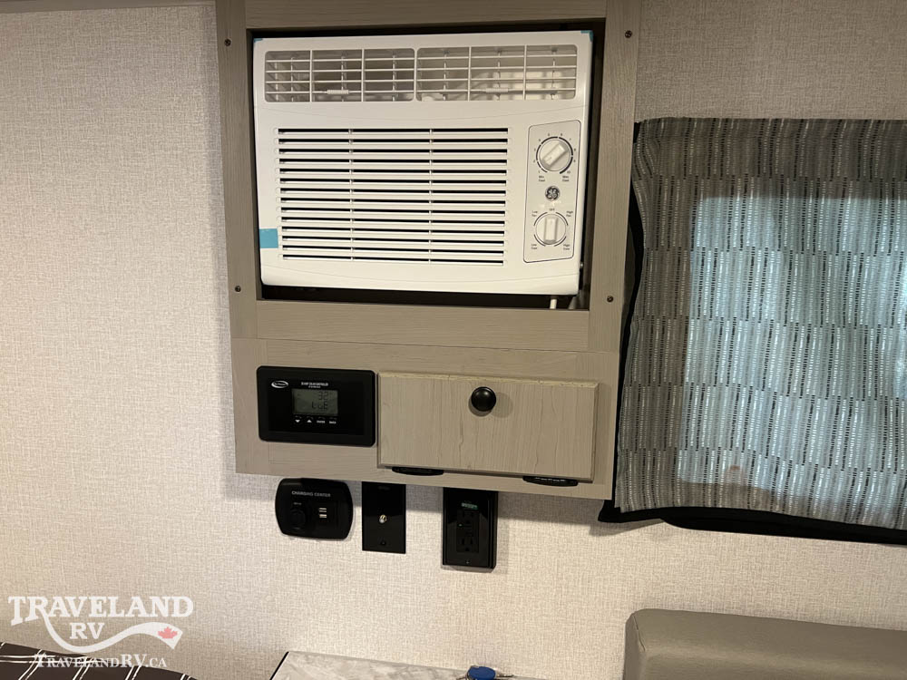 2024 COACHMEN Clipper 1200ROCK - Image 9