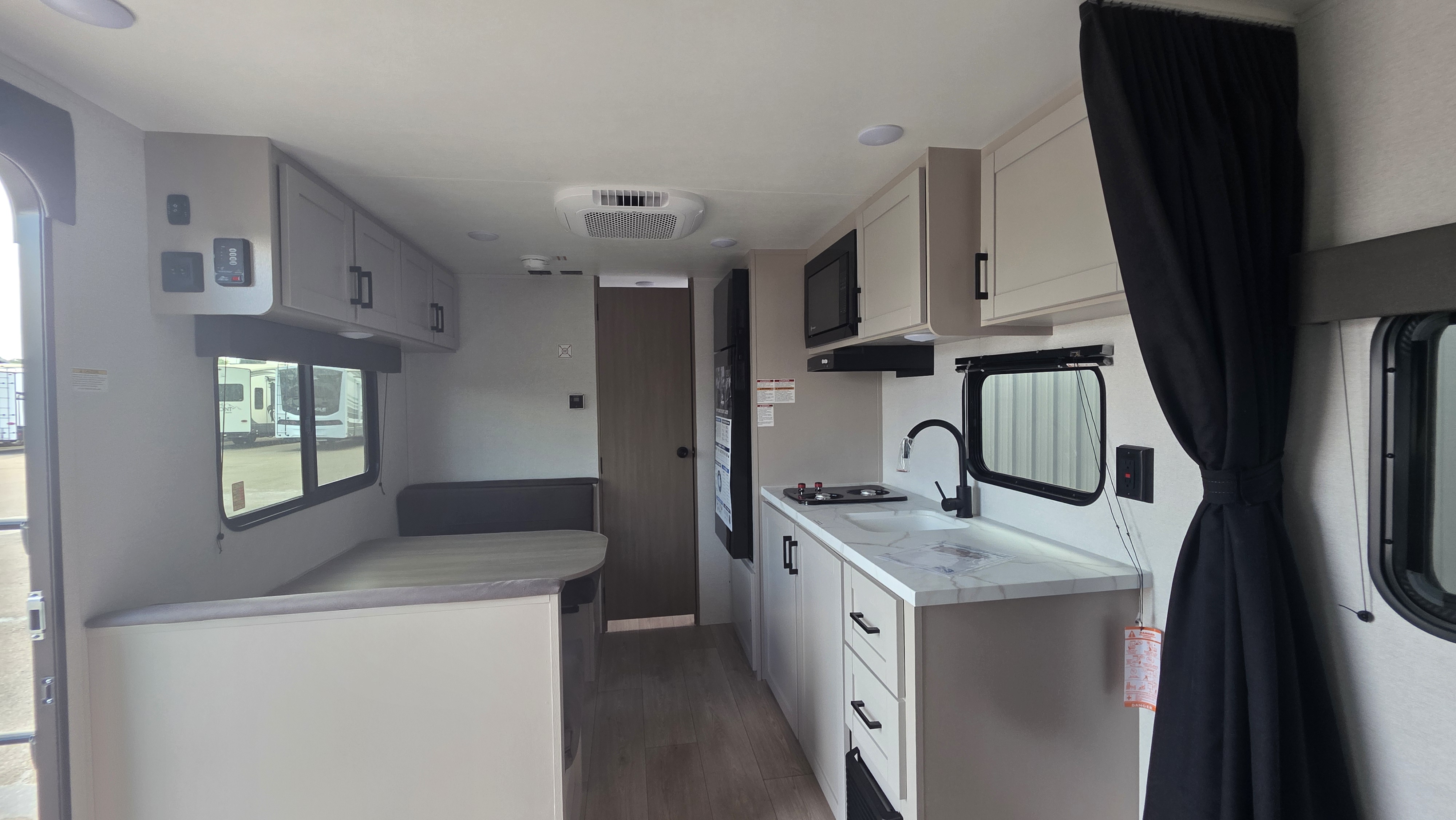 2027 JAYCO JAY FLIGHT 175FQ - Image 9
