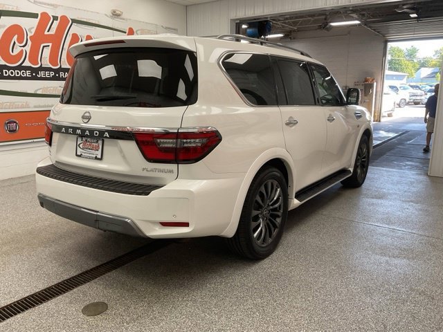 2022 Nissan Armada Utility 4D Platinum AWD - Image 8