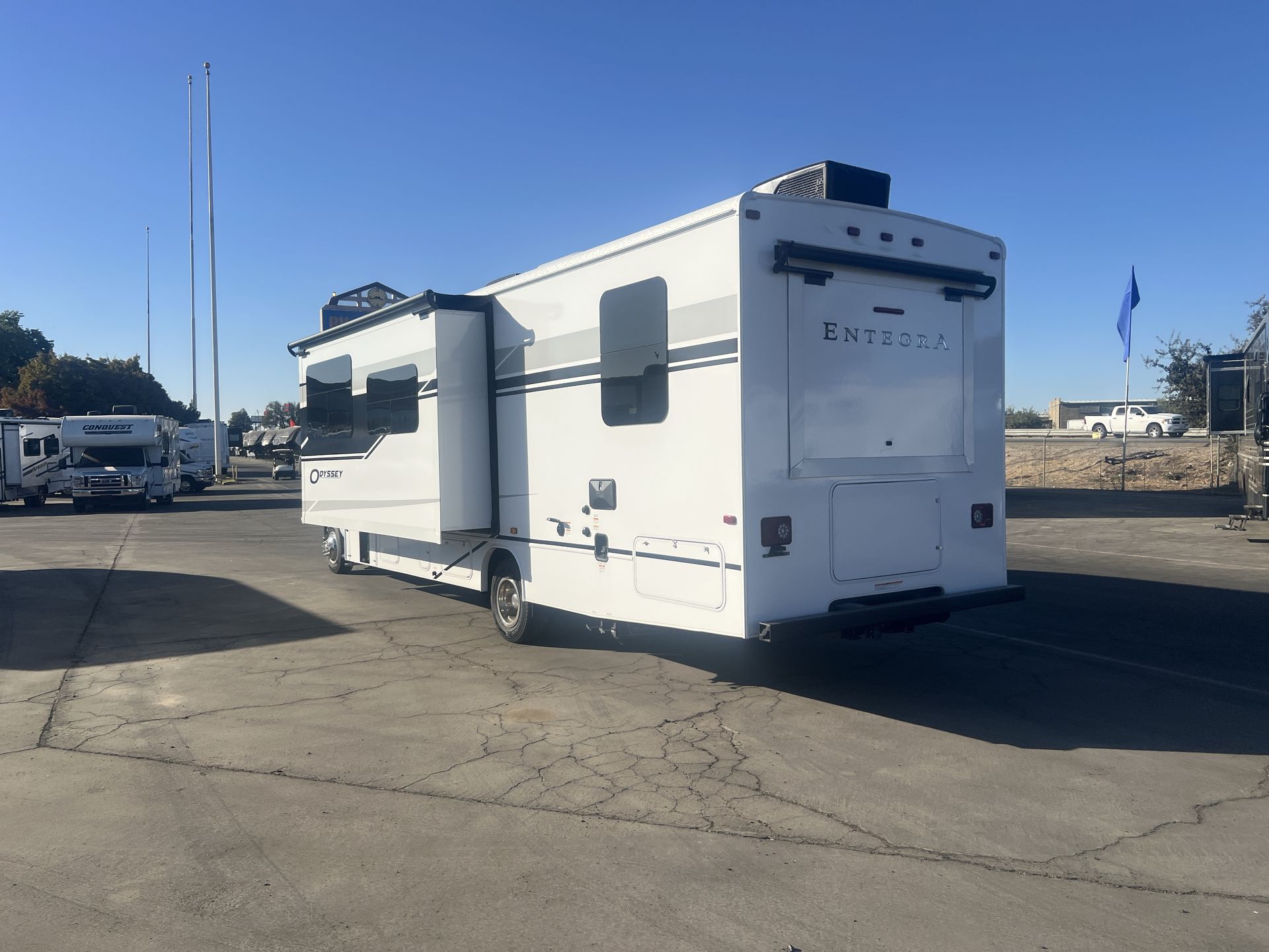 2027 Entegra Coach Odyssey 30Z - Image 12