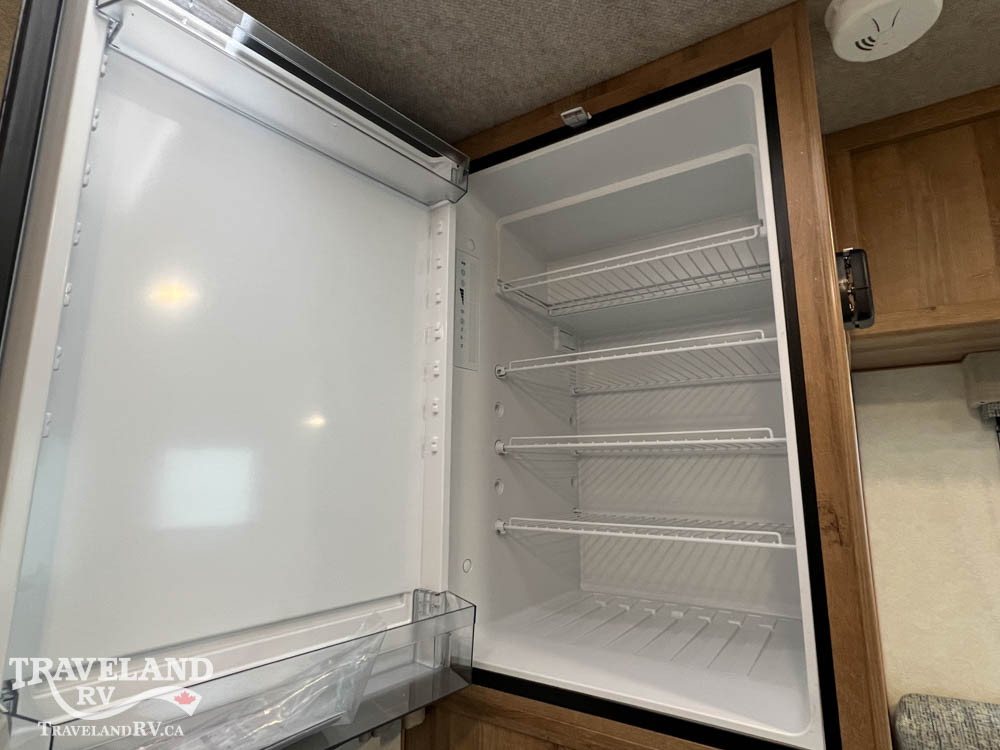 2027 Westland RV TRAVELAIRE 80W - Image 19