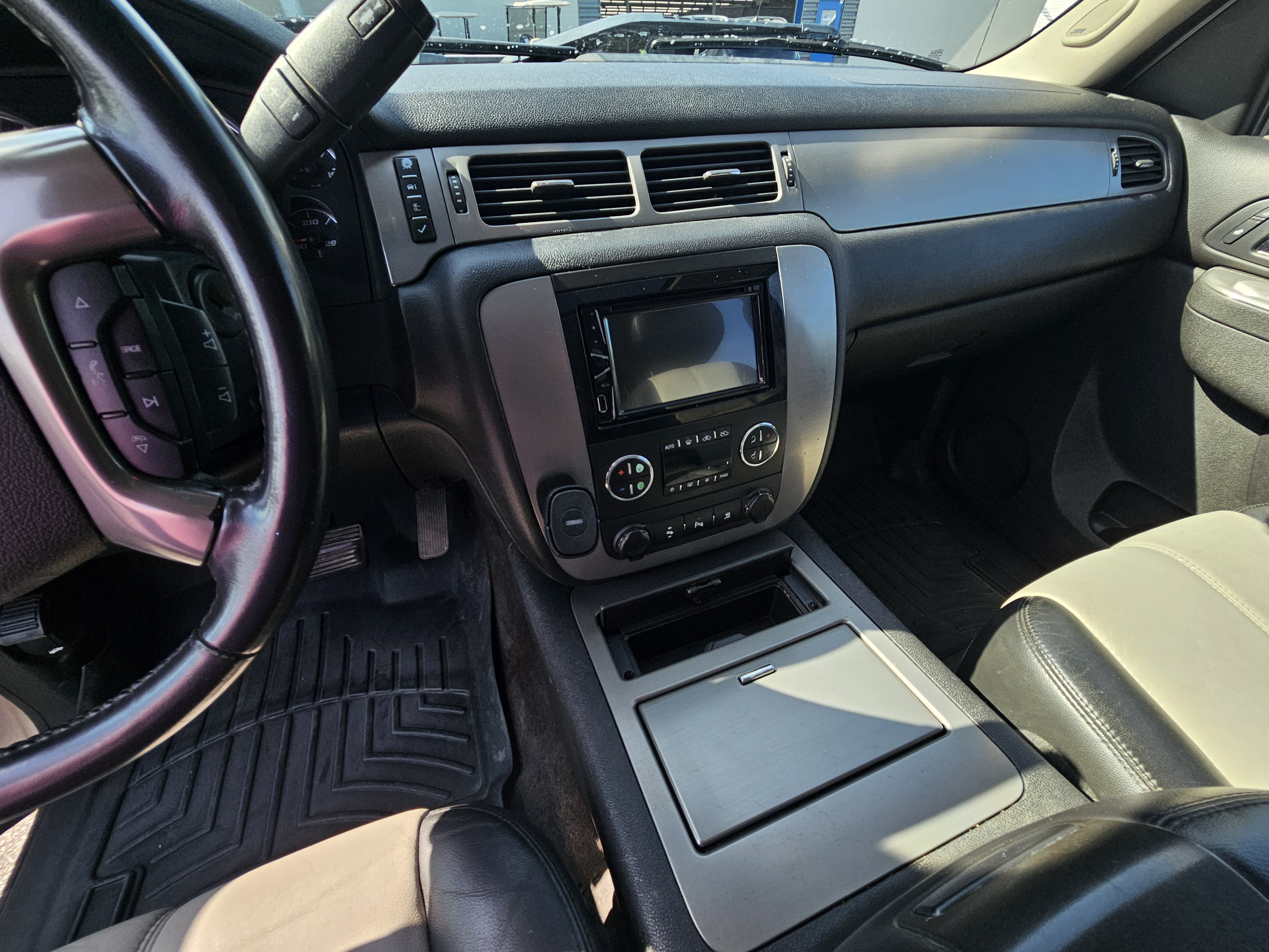 2010 GMC SIERRA 1500 - Image 9