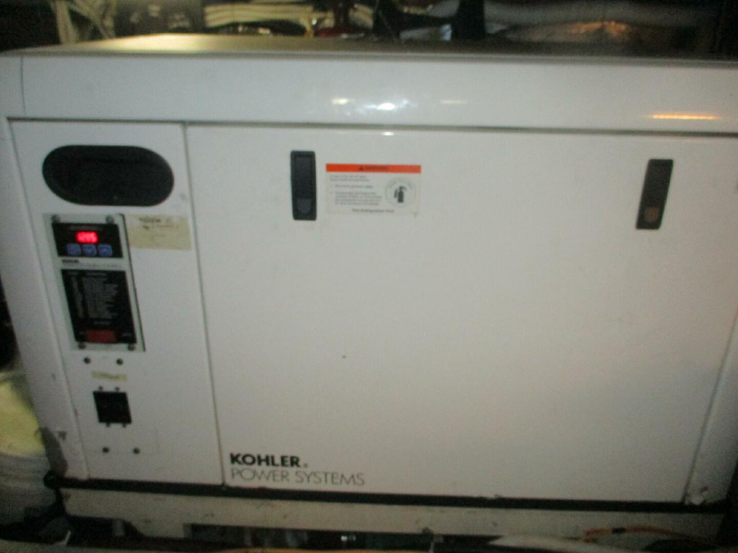 2006 Carver - Image 59