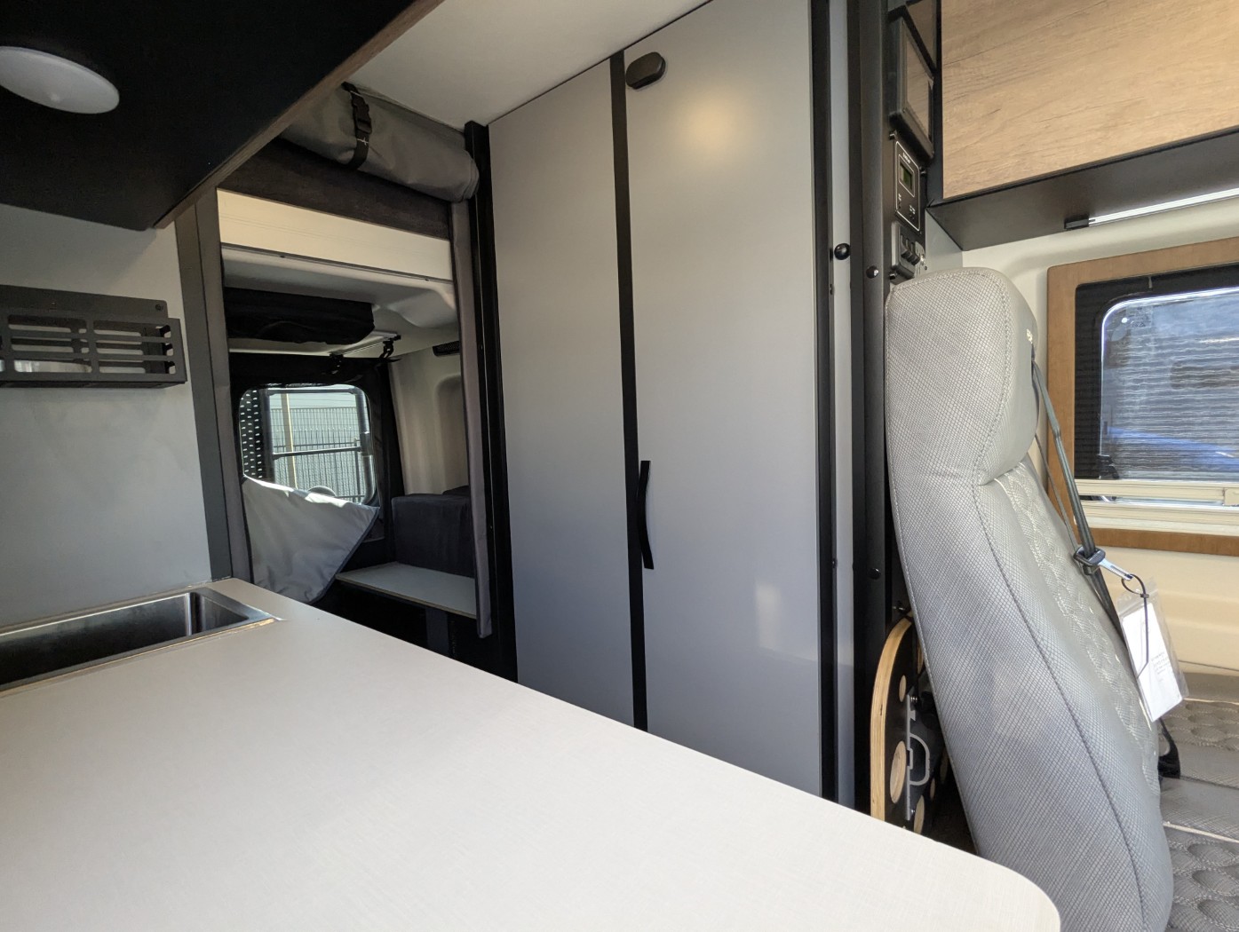 2026 Winnebago Revel 44E - ATH Edition - Image 18