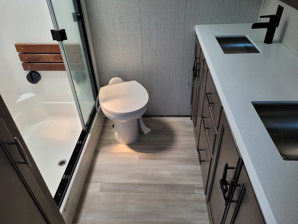 2022 Grand Design Solitude 390RK - Image 16