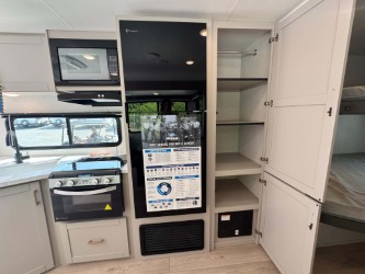 2027 Jayco Jay Flight SLX 261BHS - Image 14