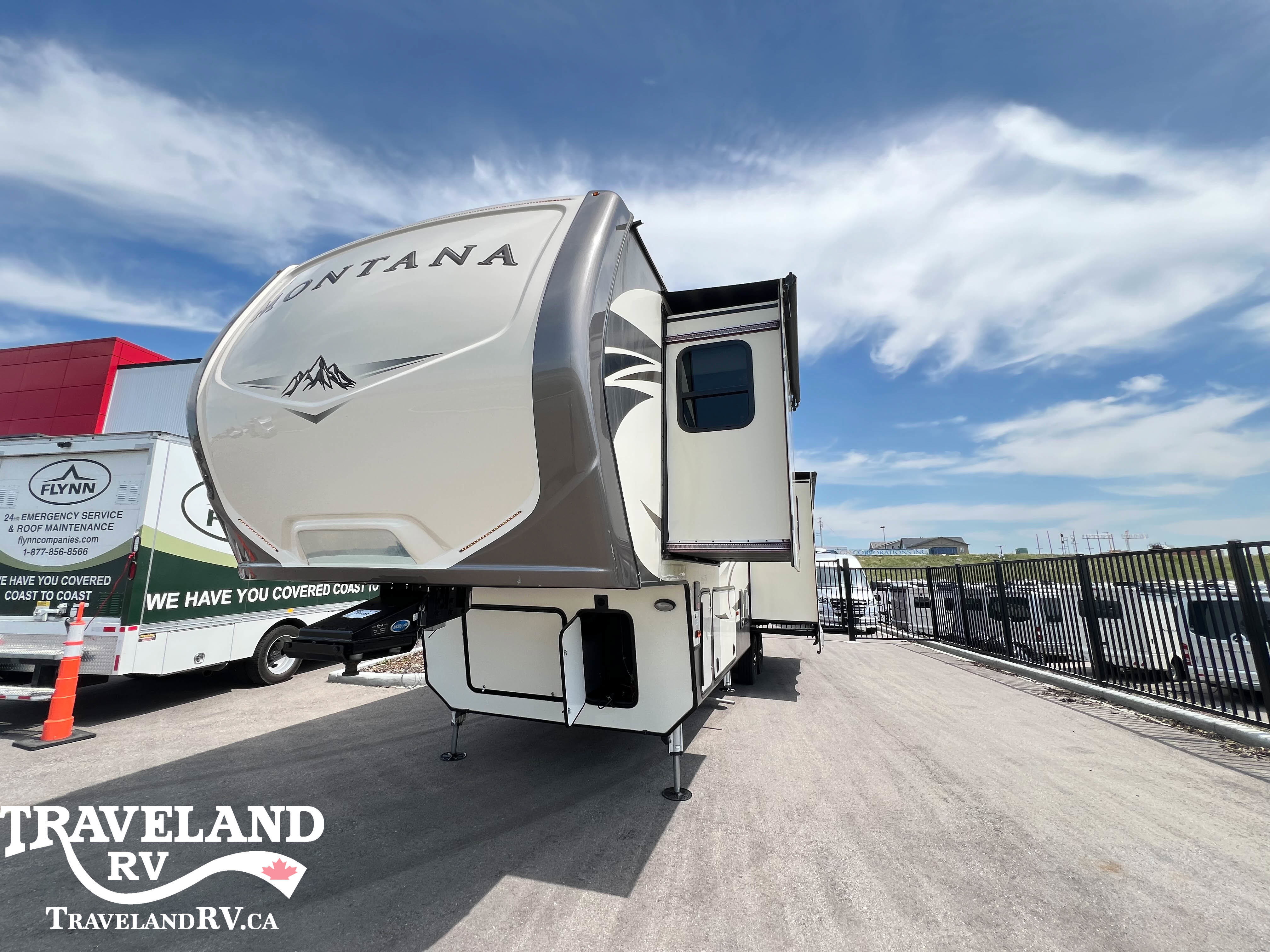 2018 KEYSTONE MONTANA 3160RL LEGACY EDITION - Image 7