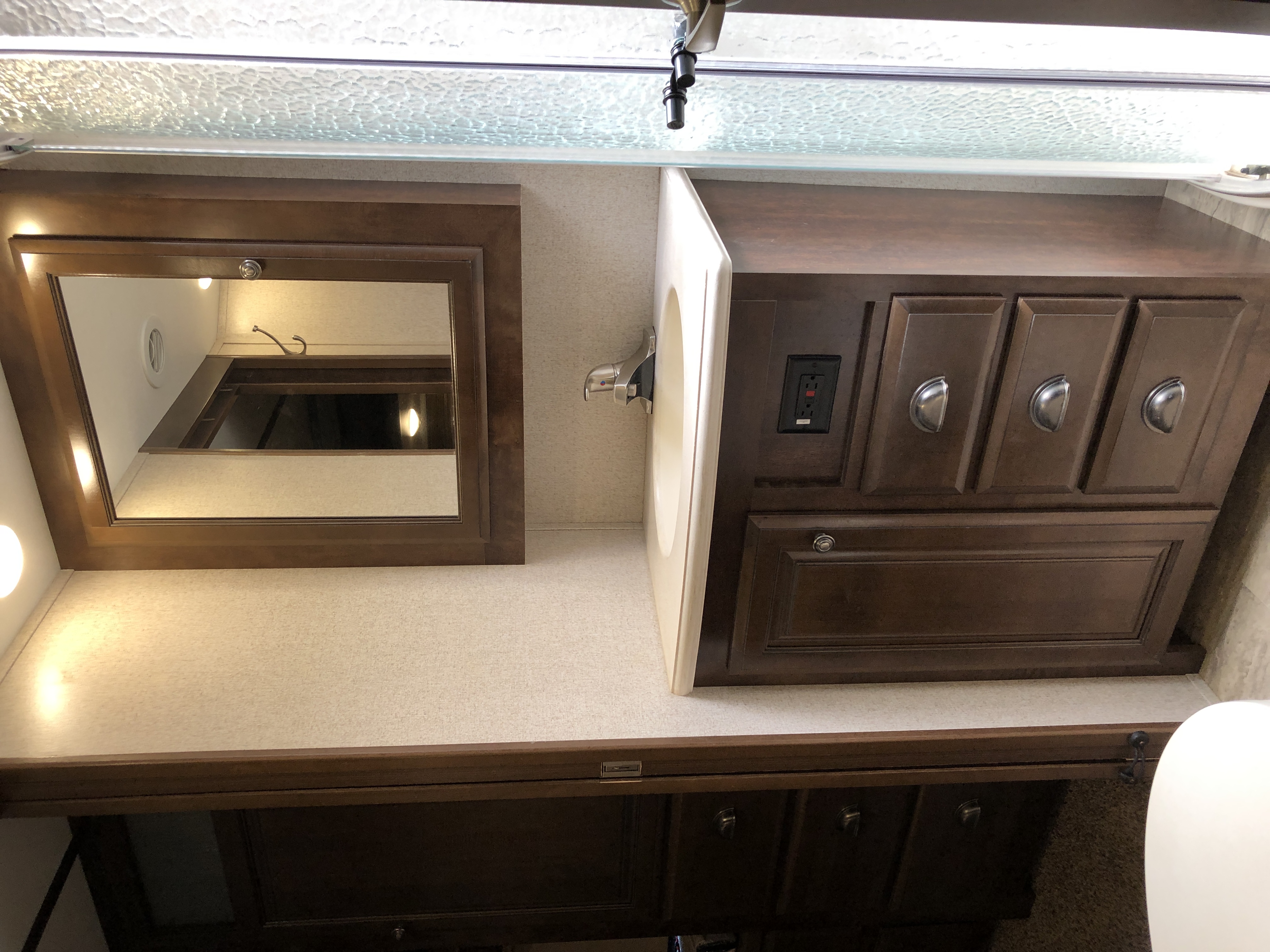 2017 REDWOOD RV 3821RL - Image 39