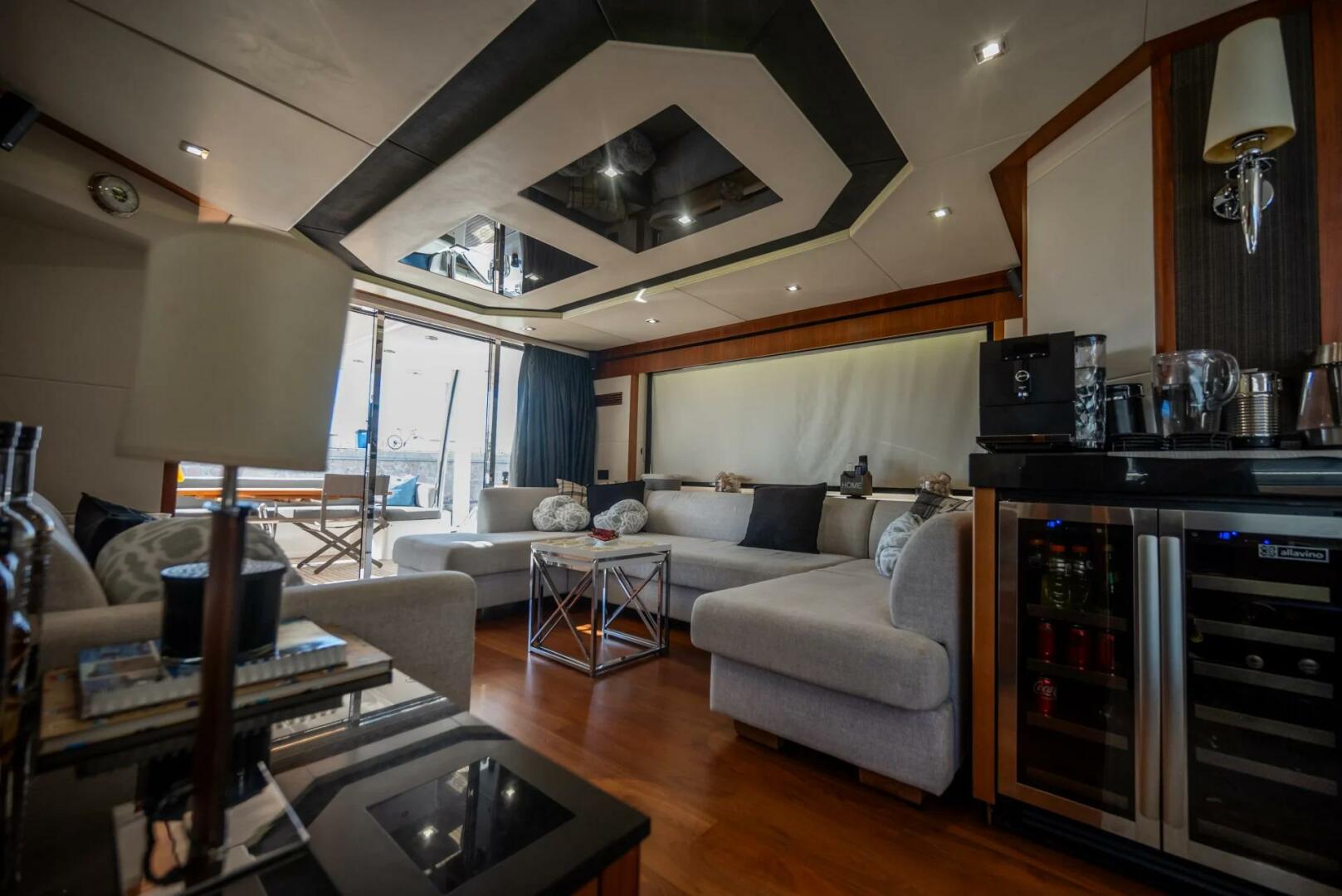 2015 Sunseeker 75 - Image 32