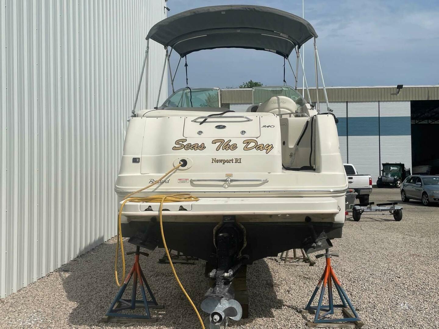 2004 Sea Ray 240 Sundancer - Image 8