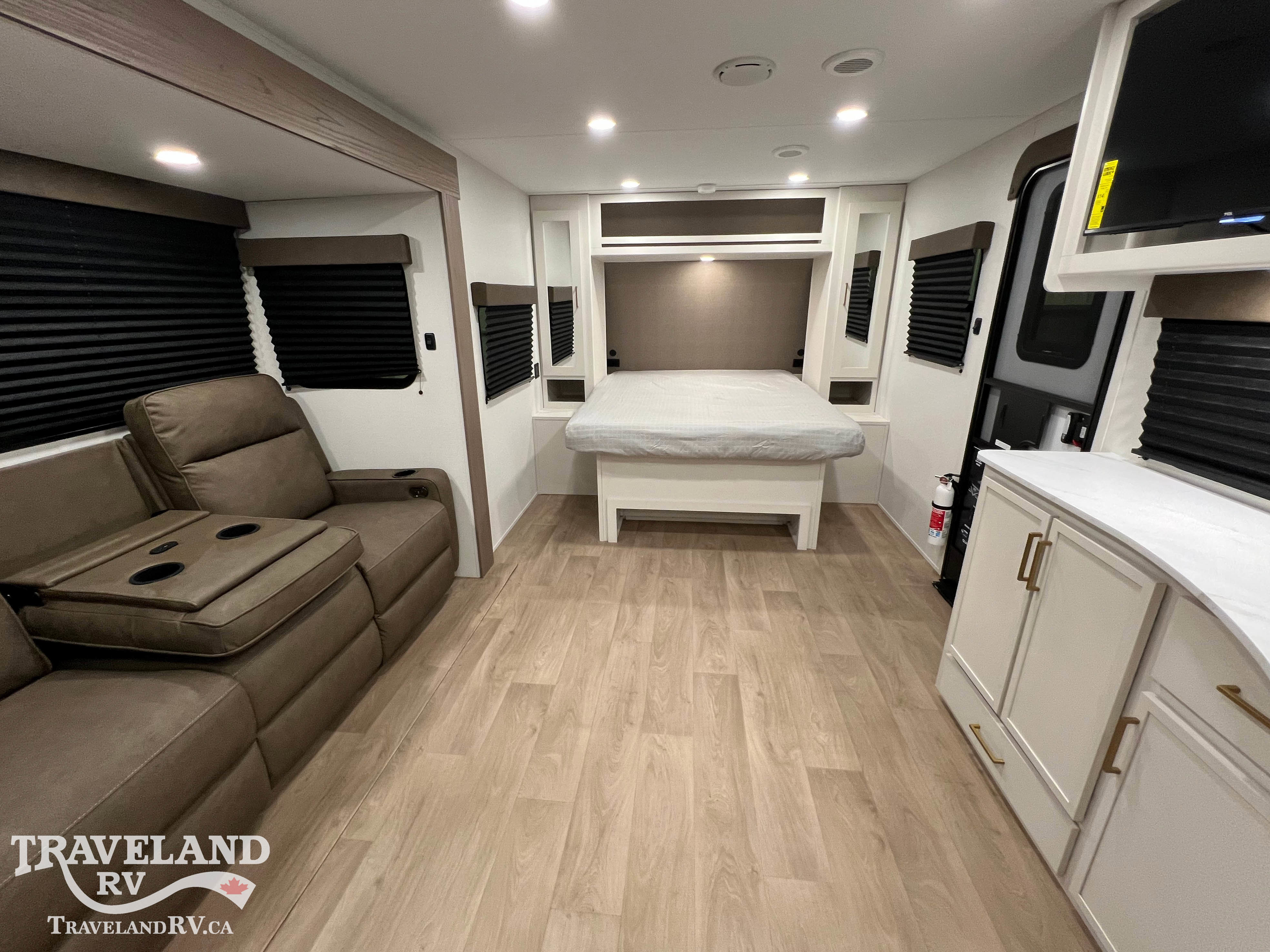 2026 Grand Design Transcend XPLOR 20MKX - Image 4