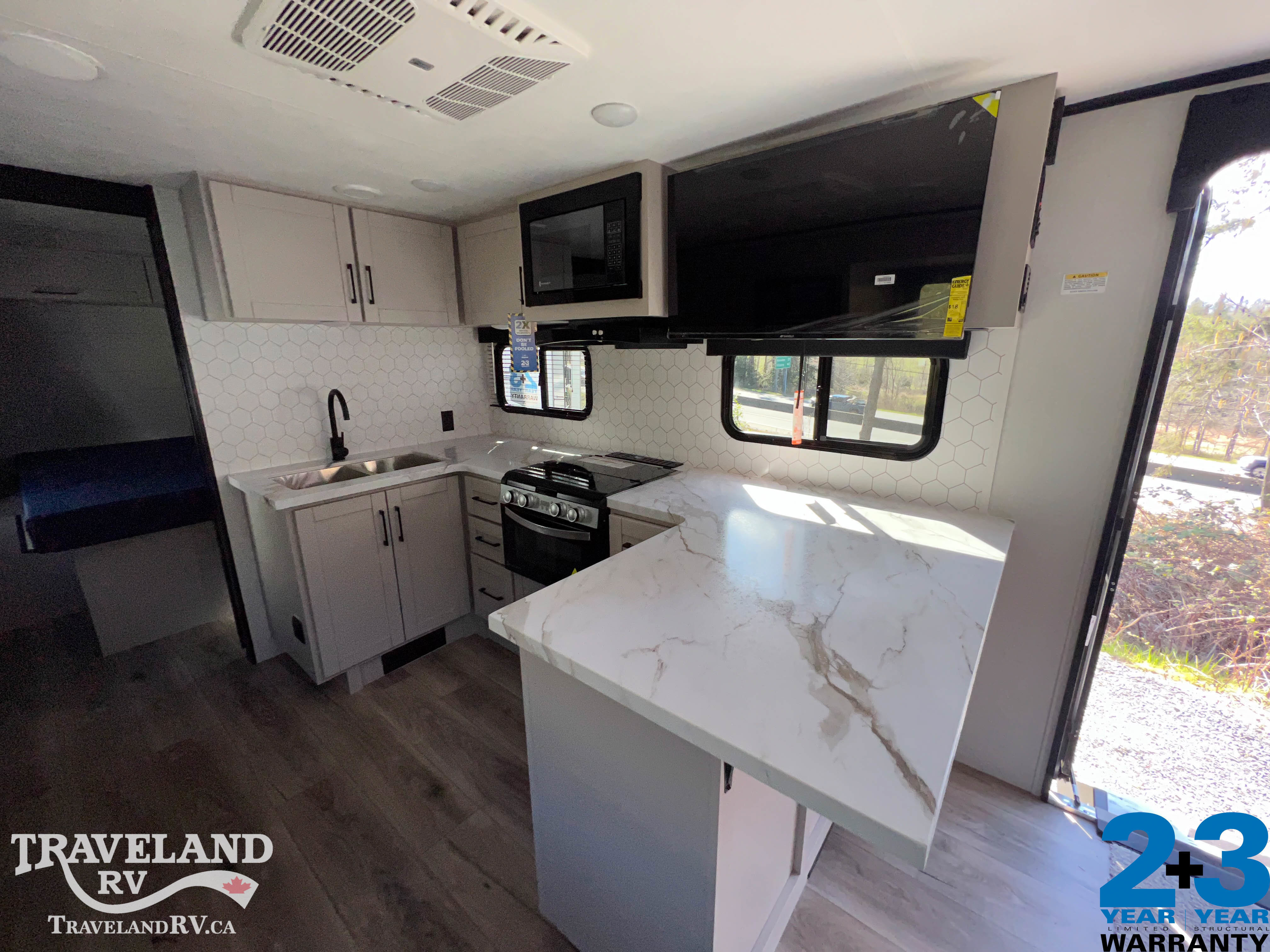 2026 Jayco Jay Feather 25BH - Image 9