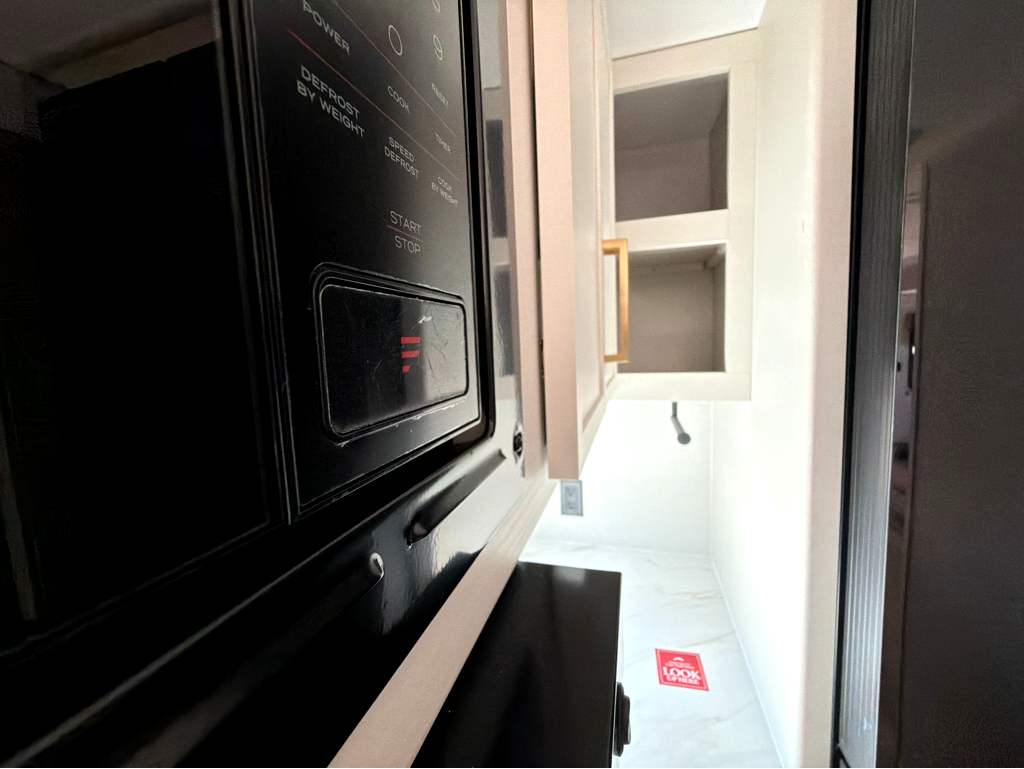 2027 GRAND DESIGN TRANSCEND 20MKX - Image 20