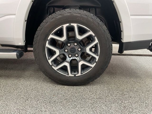 2025 Ram 1500 Laramie 4x4 Crew Cab 5'7" Box - Image 10