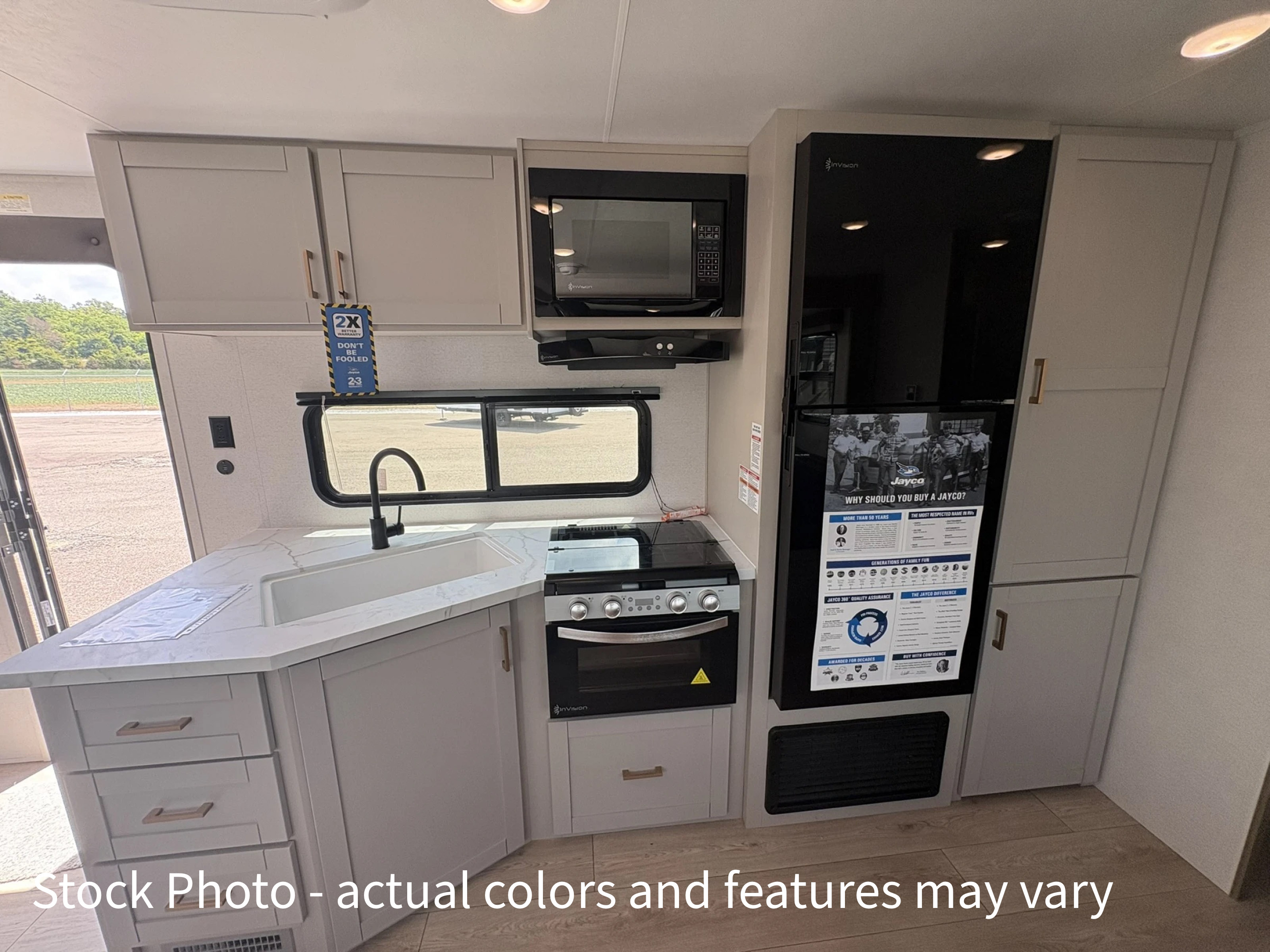 2027 Jayco Jay Flight SLX 261BHS - Image 24