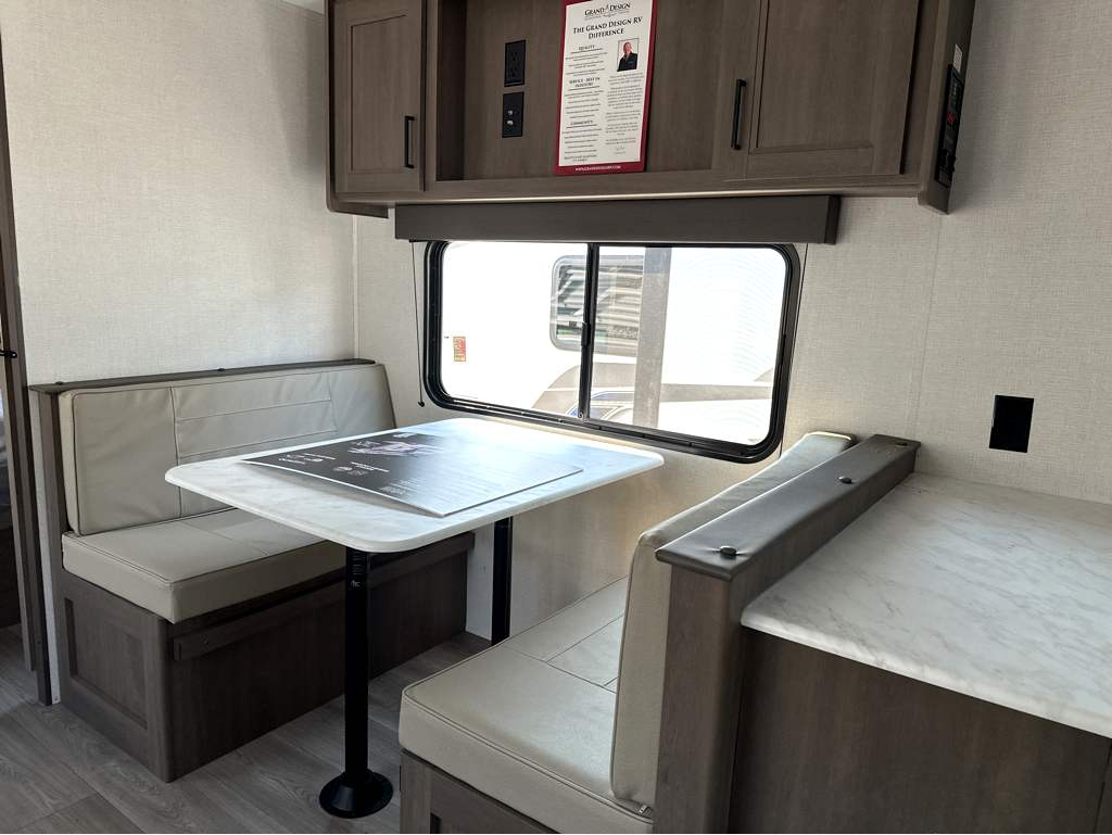 2026 GRAND DESIGN TRANSCEND 25MLX - Image 15
