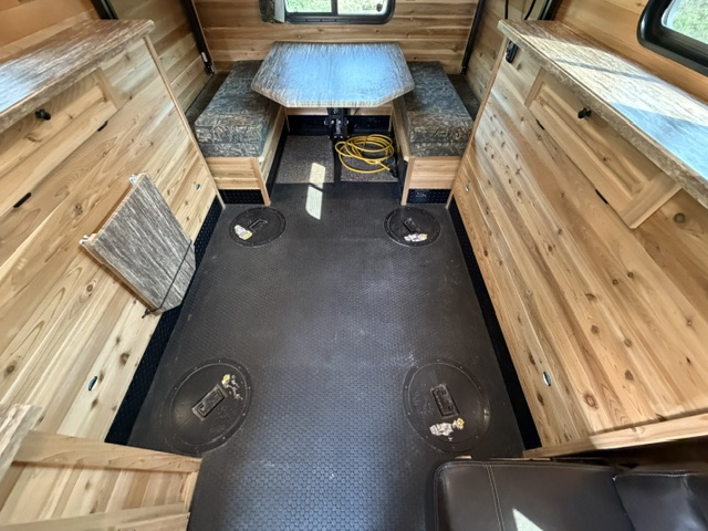 2019 GLACIER A164 - Image 13