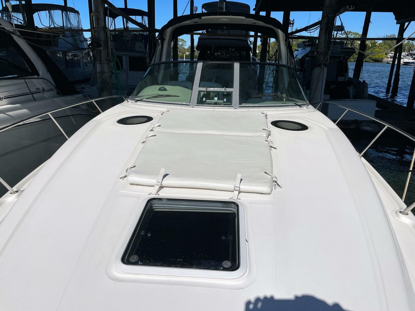 2006 Sea Ray 320 Sundancer - Image 46