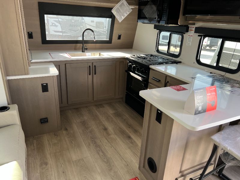 2026 Grand Design Reflection Travel Trailer 322FKTS - Image 6