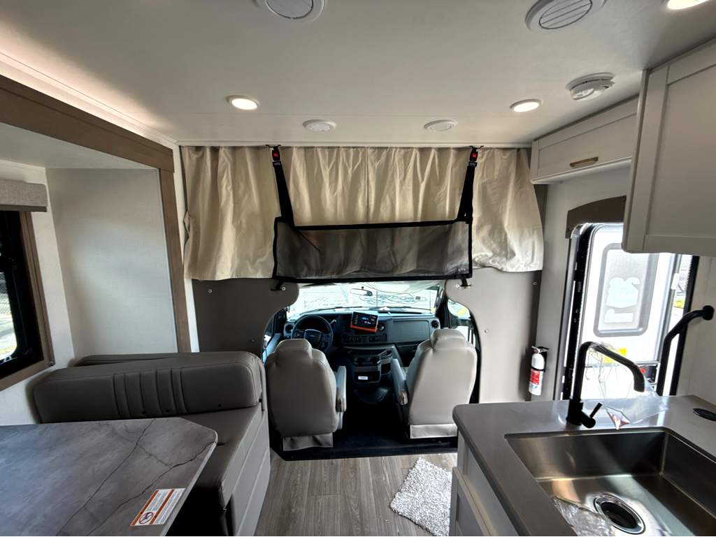 2027 ENTEGRA COACH ODYSSEY 30Z - Image 34