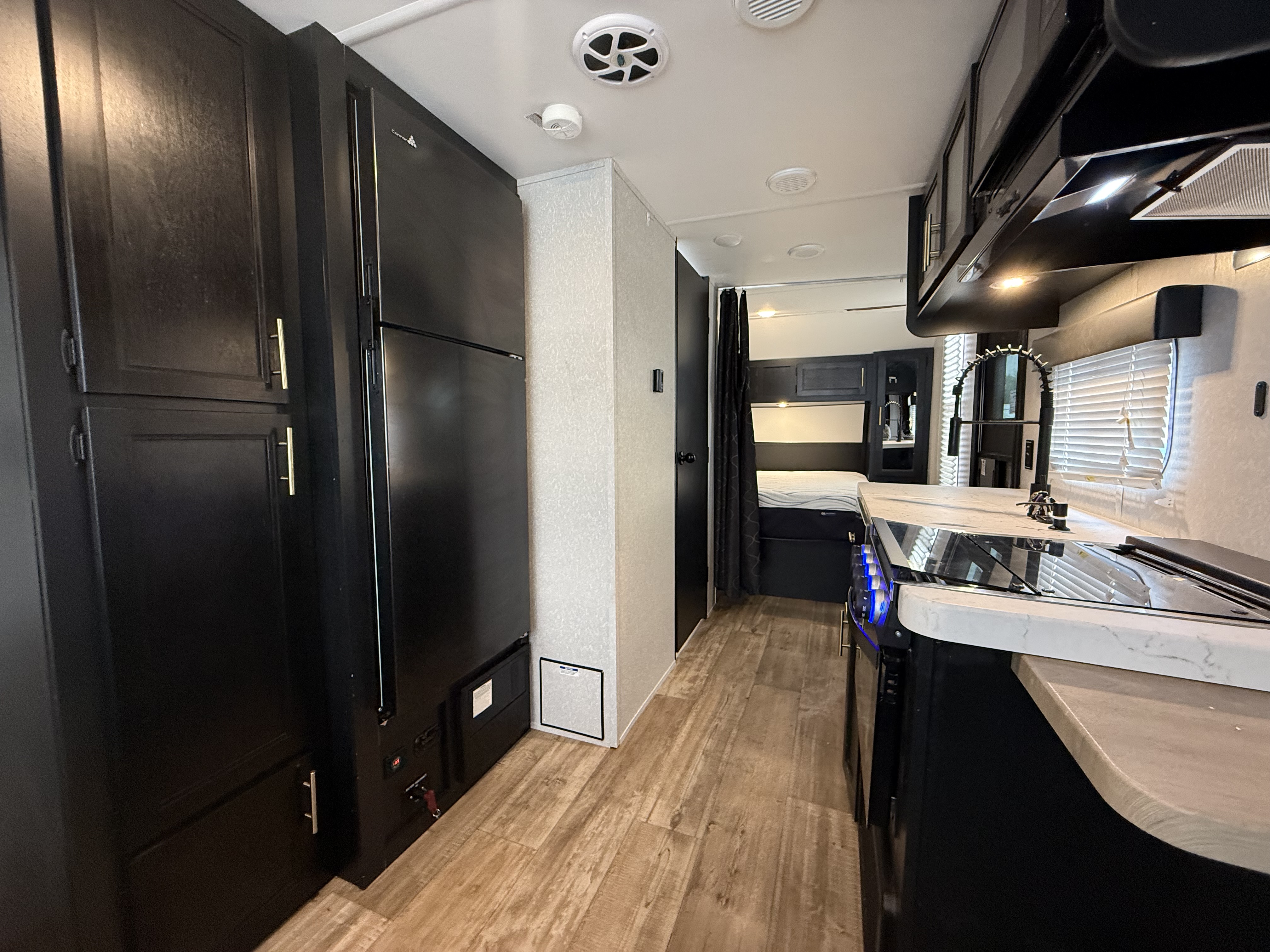 2022 Forest River GREY WOLF LIMITED 20RDSE - Image 13