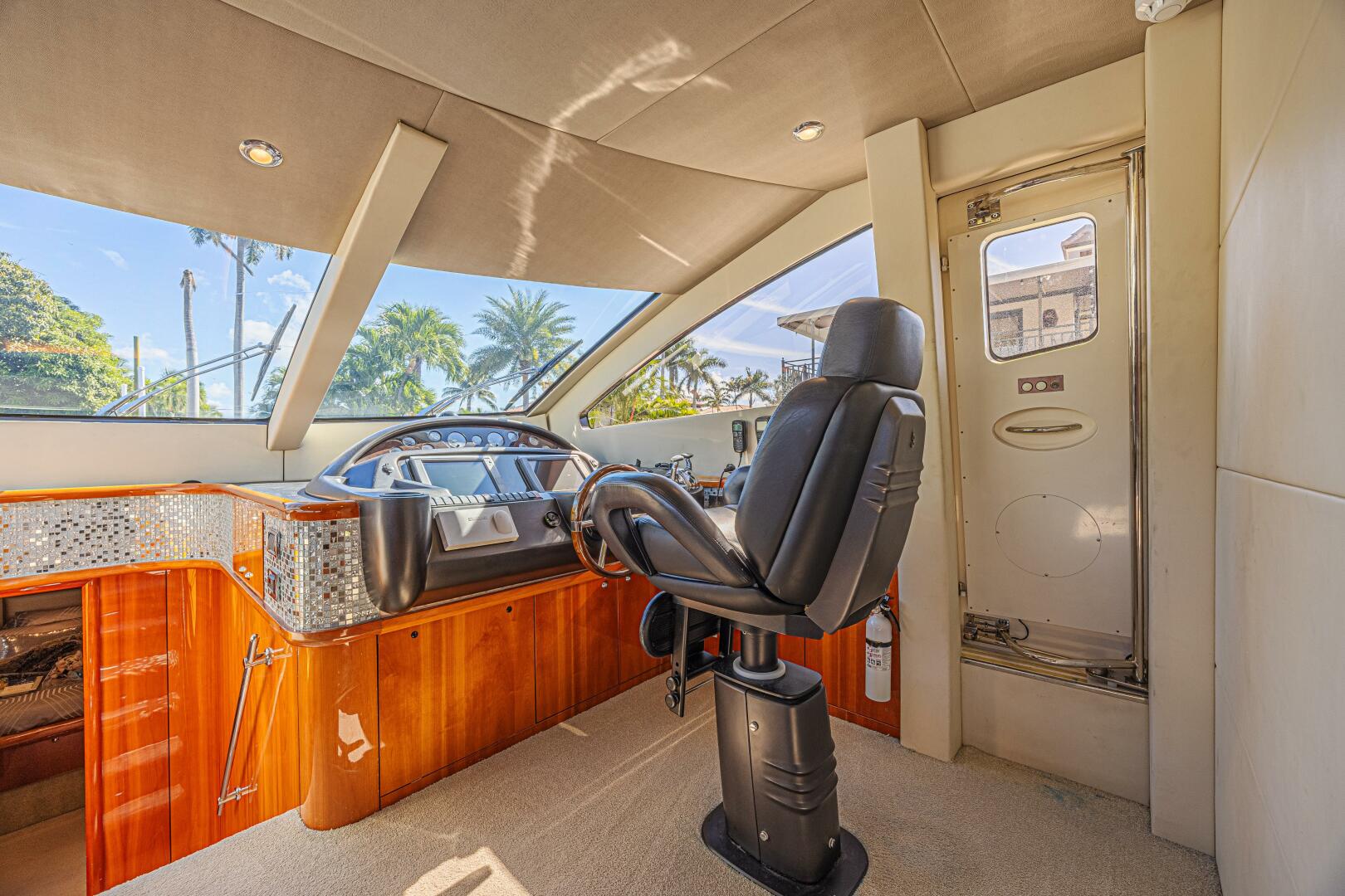 2006 Sunseeker 75 Yacht - Image 30