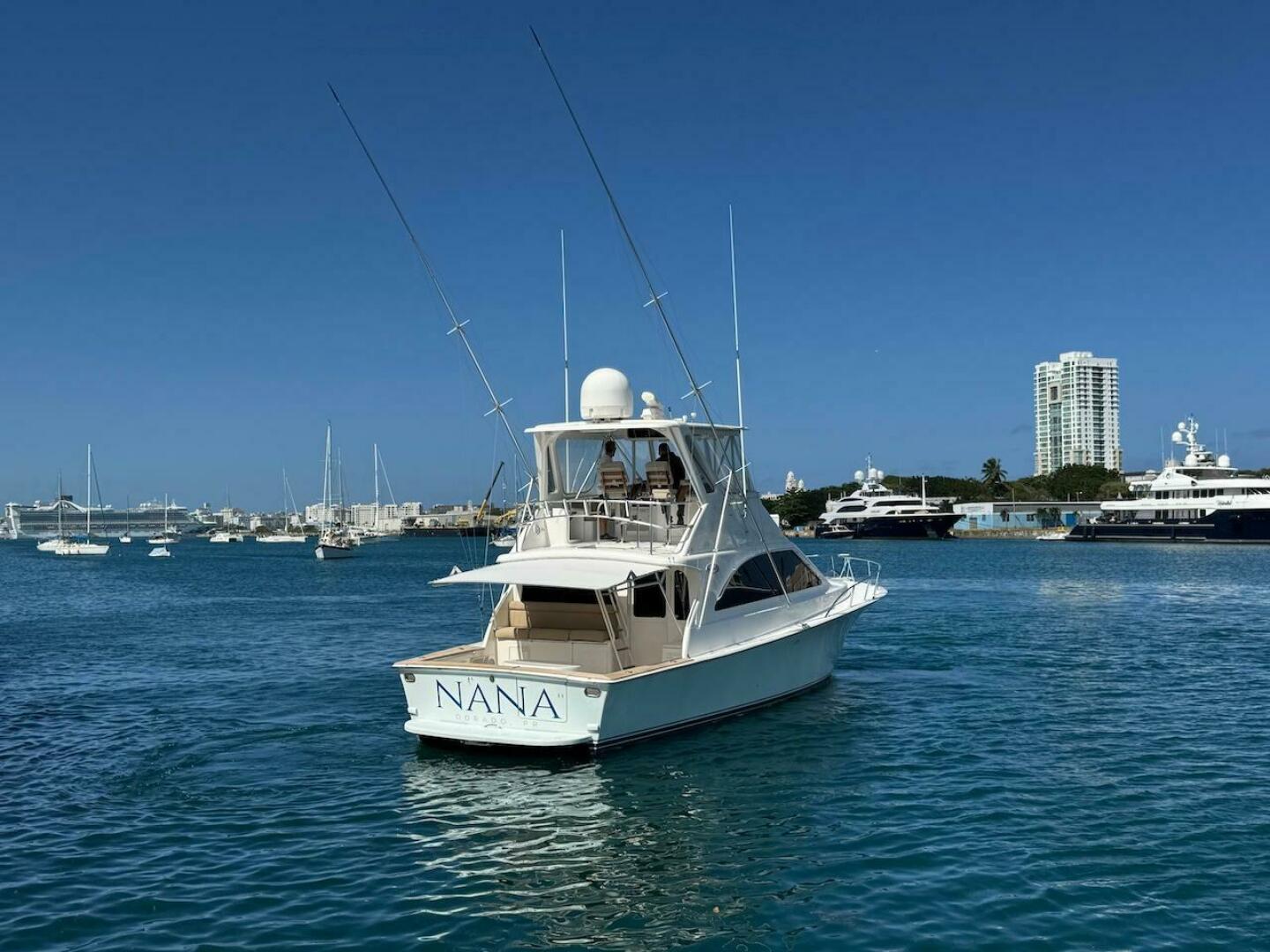 2000 Ocean Yachts 48 Convertible - Image 11