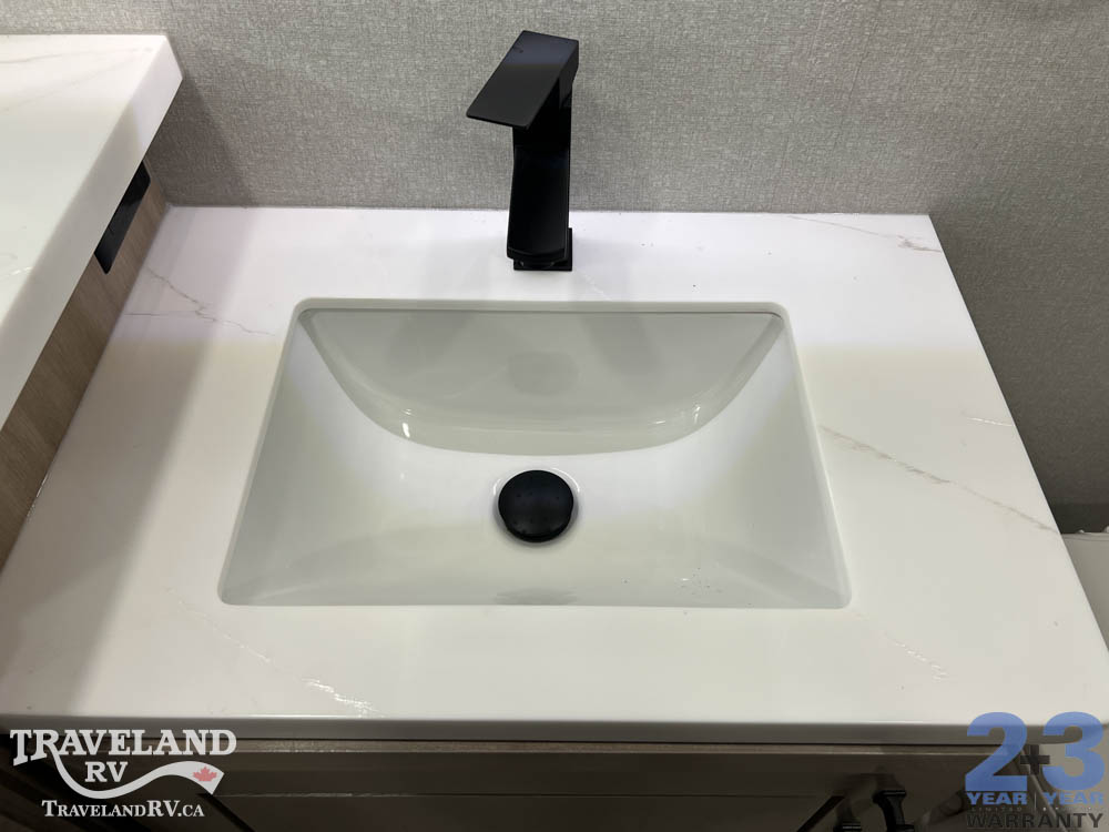 2026 Jayco Pinnacle 39FLOK - Image 27