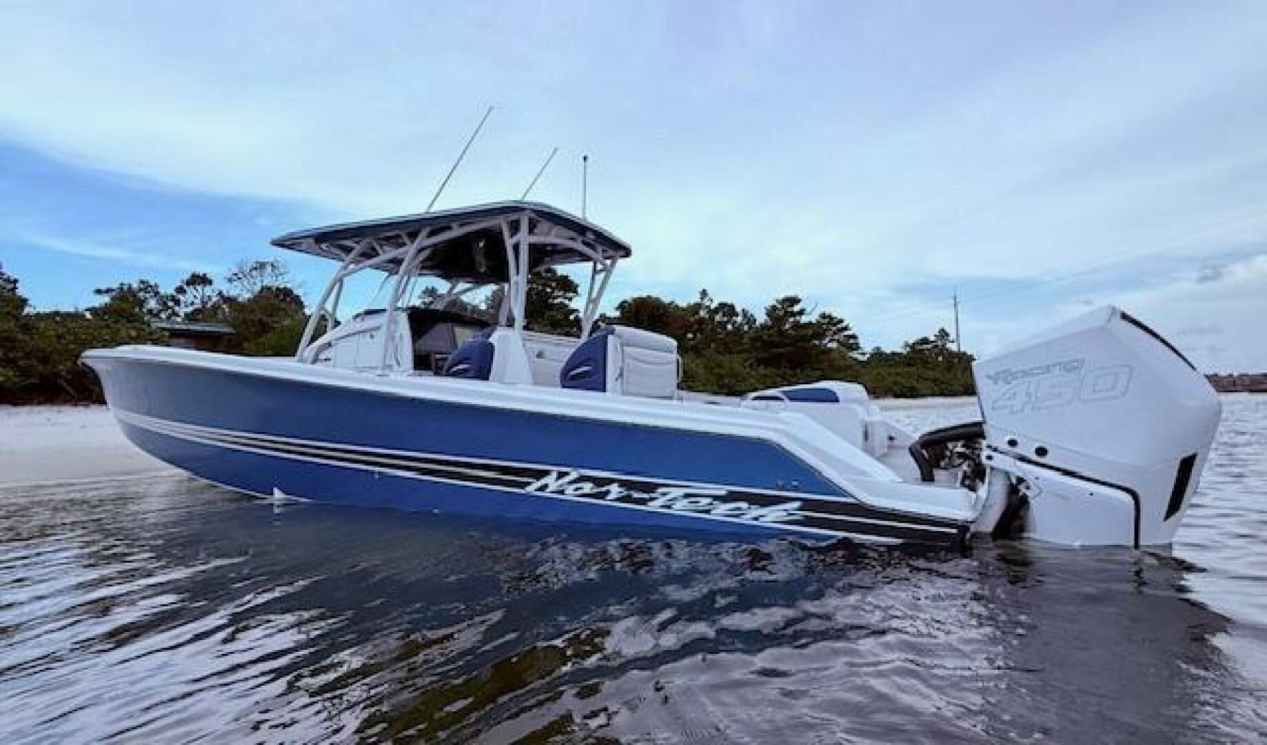 2022 Nor-Tech 390 Sport Center Console - Image 17