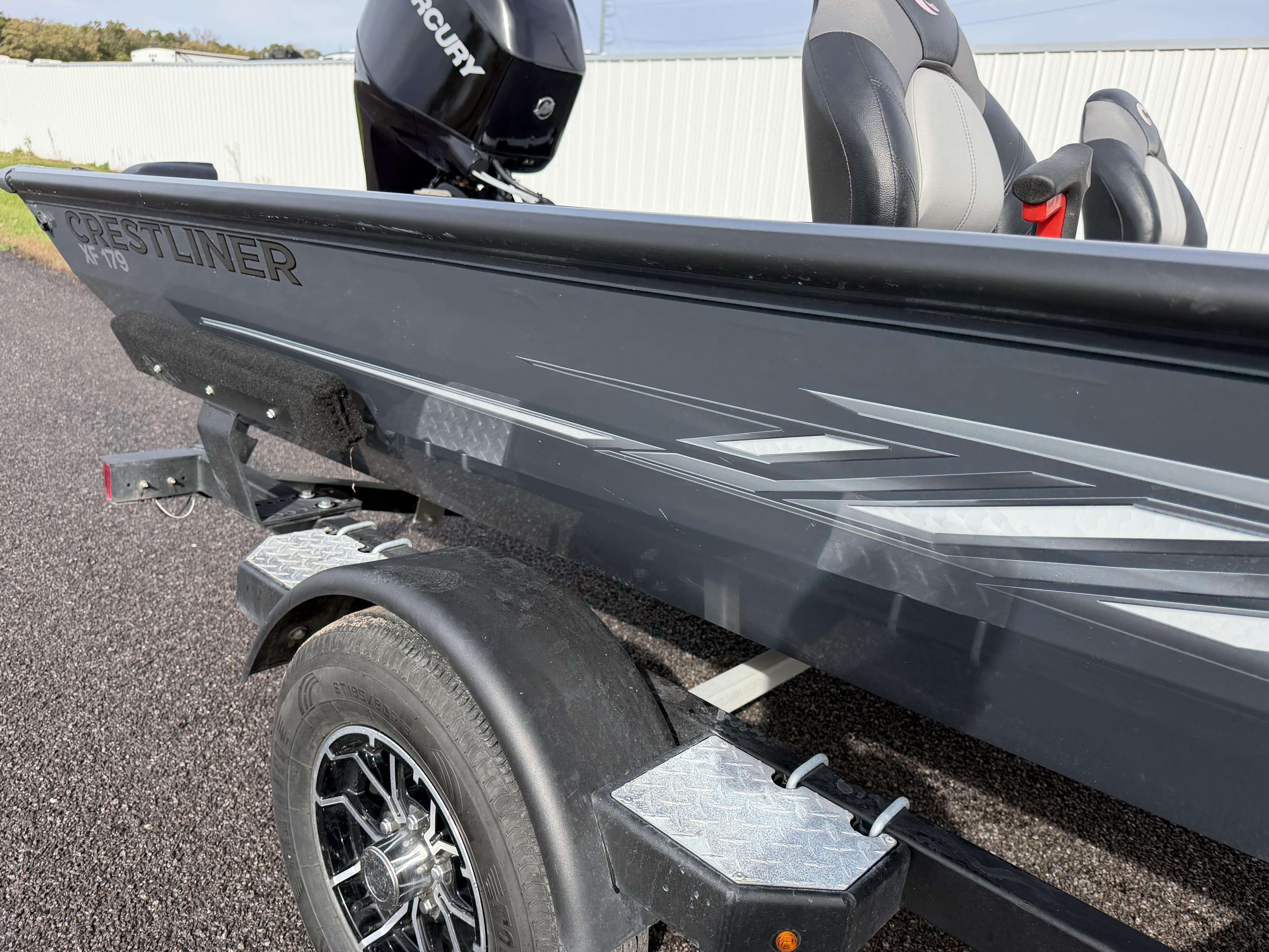 2024 CRESTLINER XT 179 BASS - Image 10