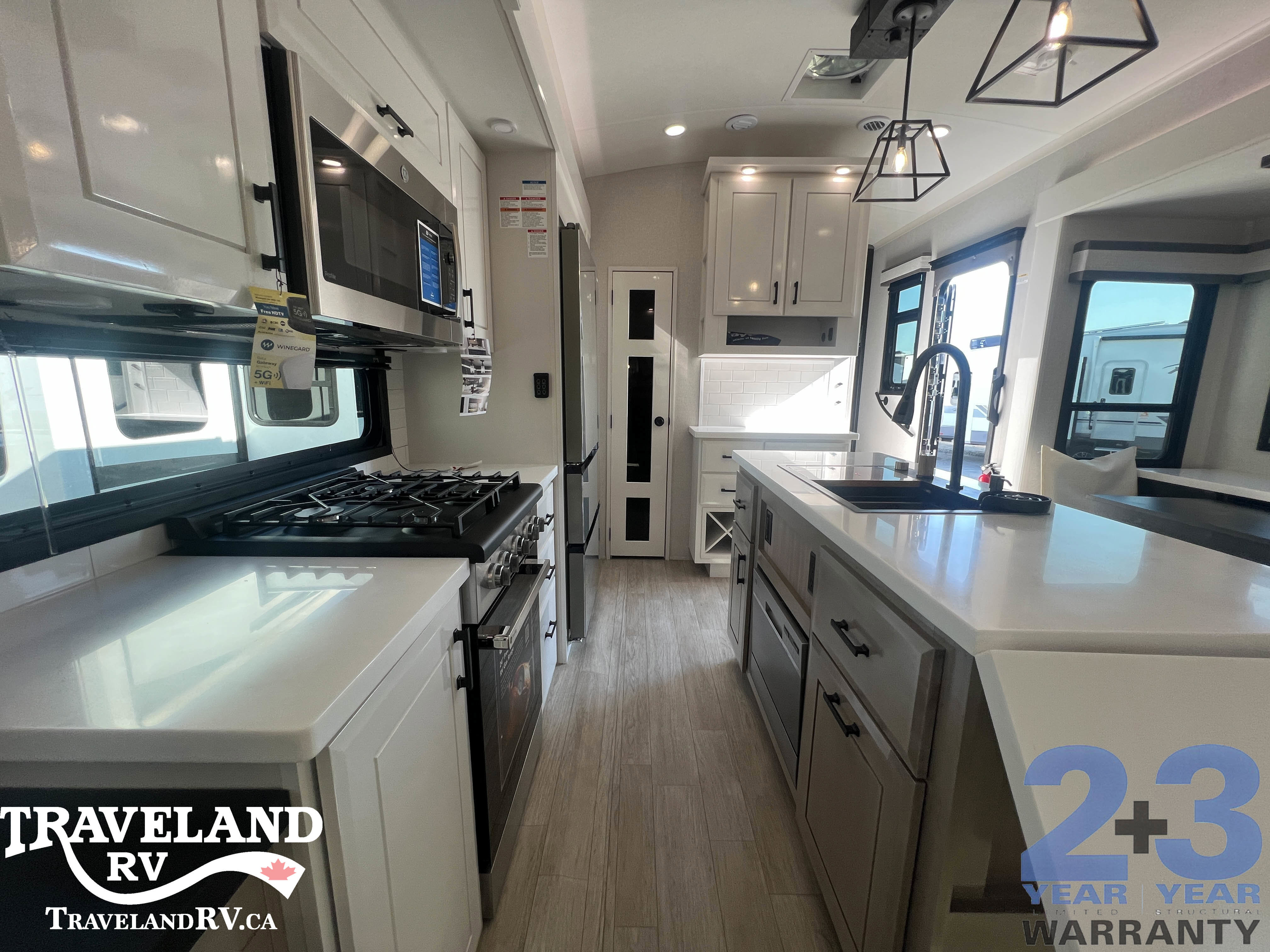 2026 Jayco Pinnacle 32RLTS - Image 17